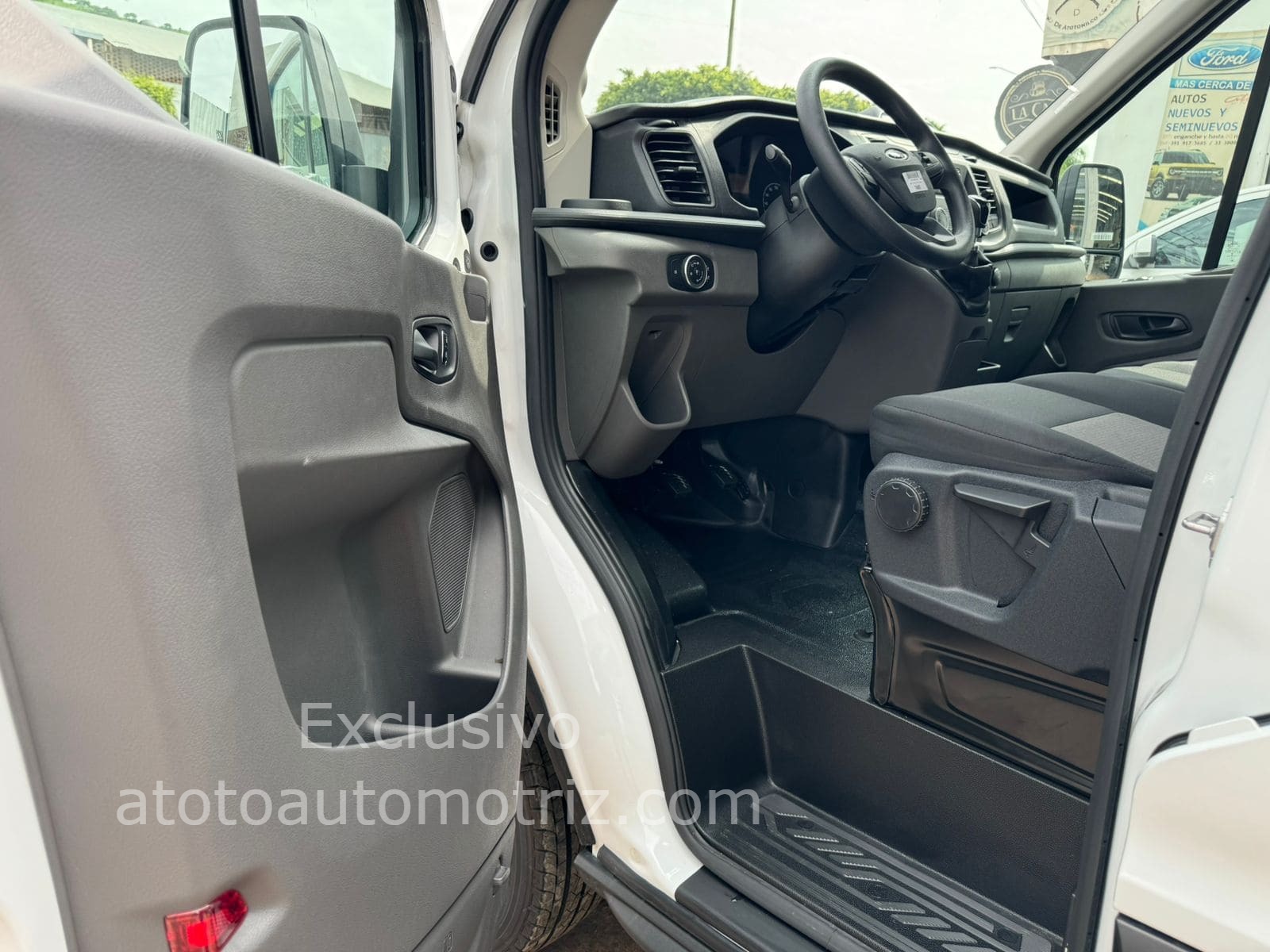 Ford Transit 2025 Chasis Cabina Manual Blanco