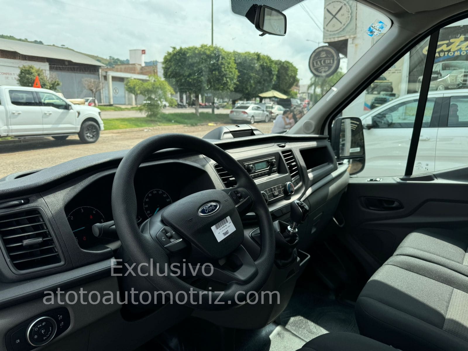 Ford Transit 2025 Chasis Cabina Manual Blanco