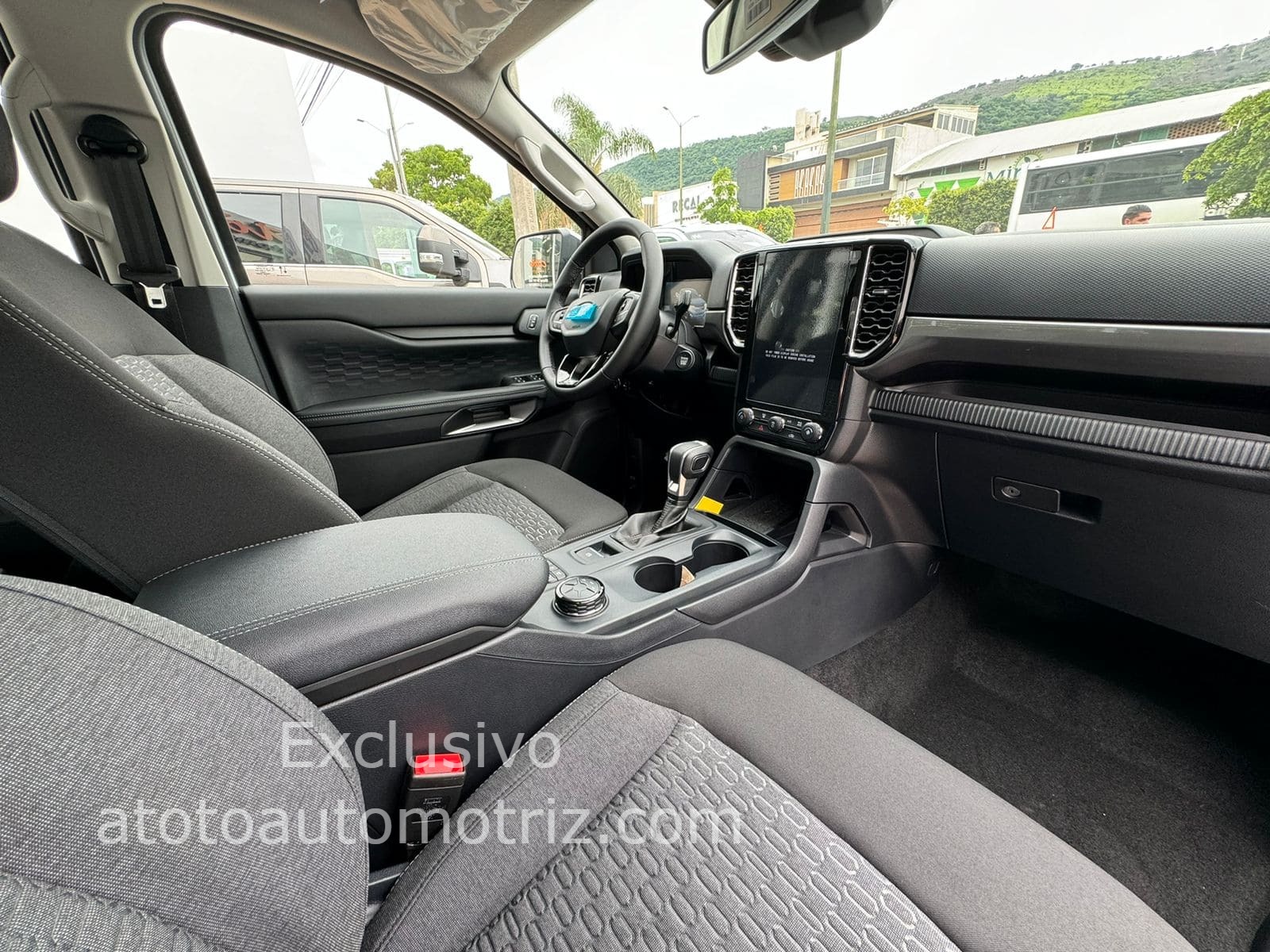 Ford Ranger 2025 XLT Diesel Automático Blanco