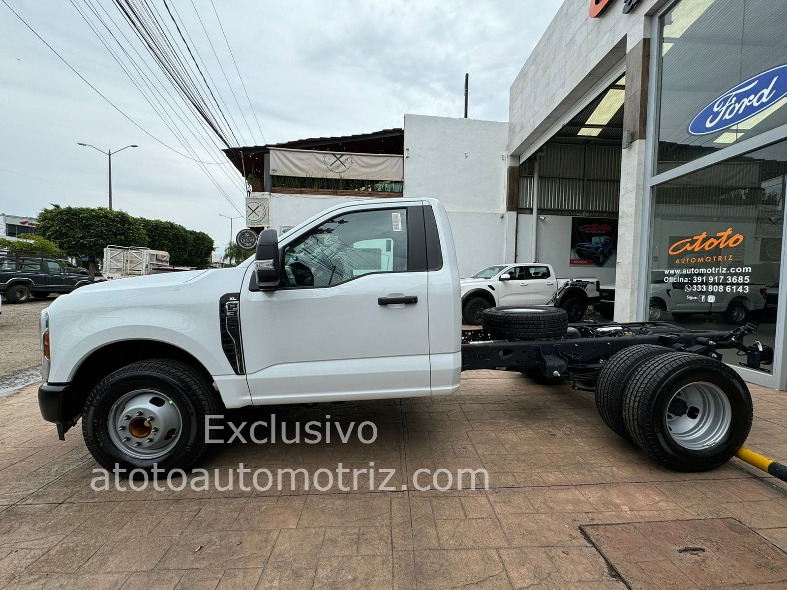 Ford F350 2025 Super Duty Automático Blanco