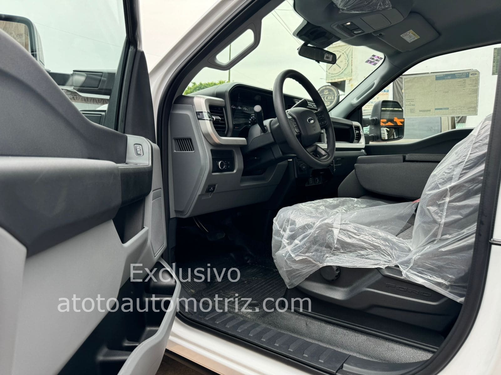 Ford F350 2025 Super Duty Automático Blanco