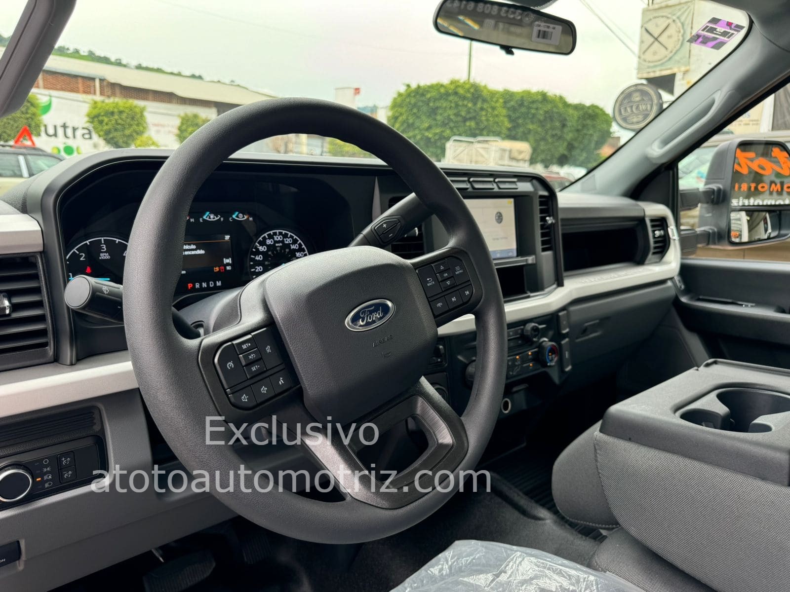 Ford F350 2025 Super Duty Automático Blanco
