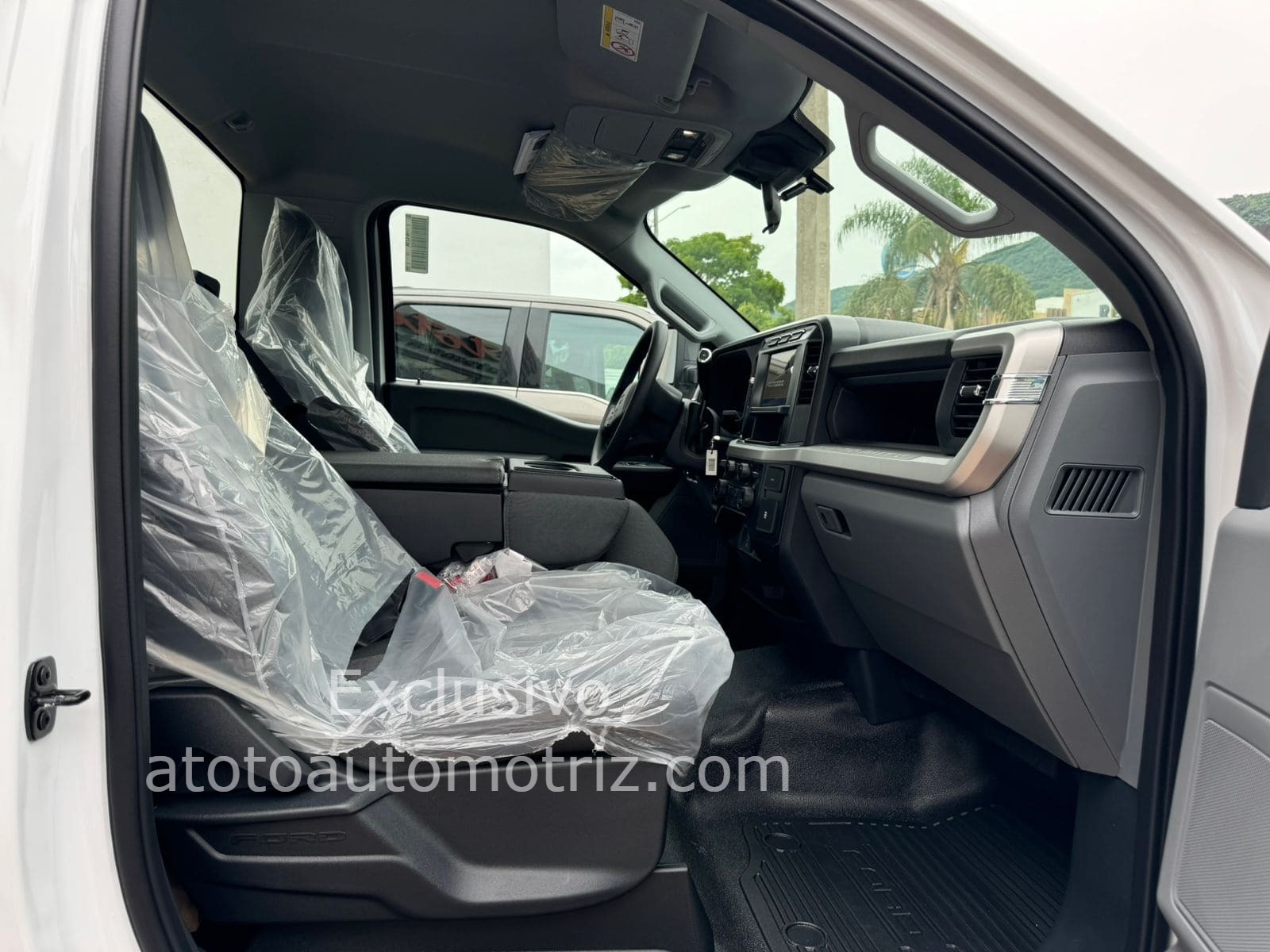 Ford F350 2025 Super Duty Automático Blanco