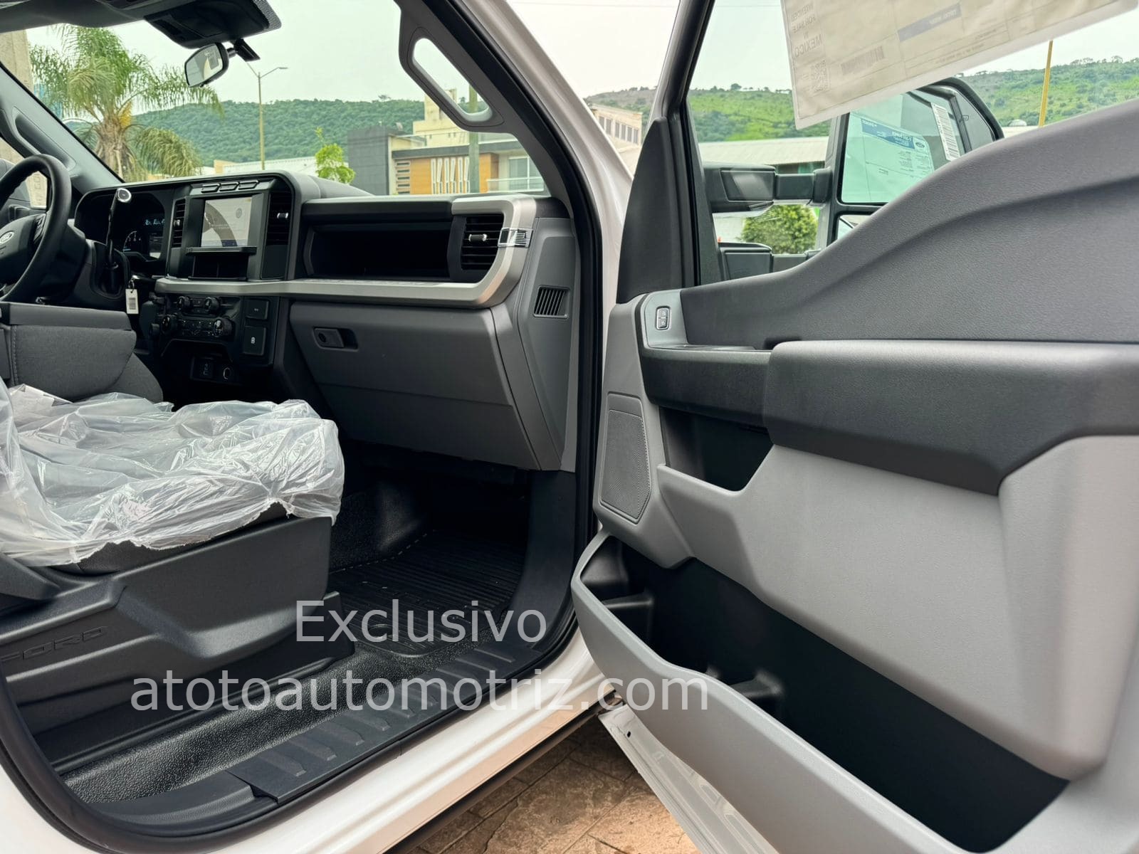 Ford F350 2025 Super Duty Automático Blanco