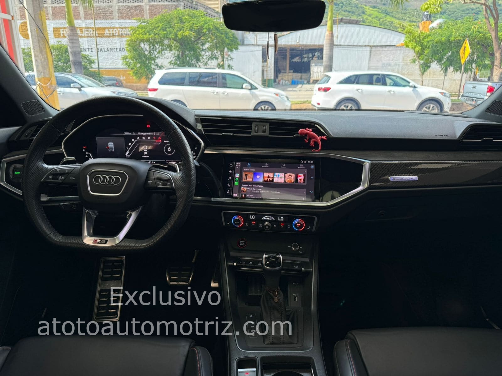 Audi RS 2021 Q3 Performance Automático Gris