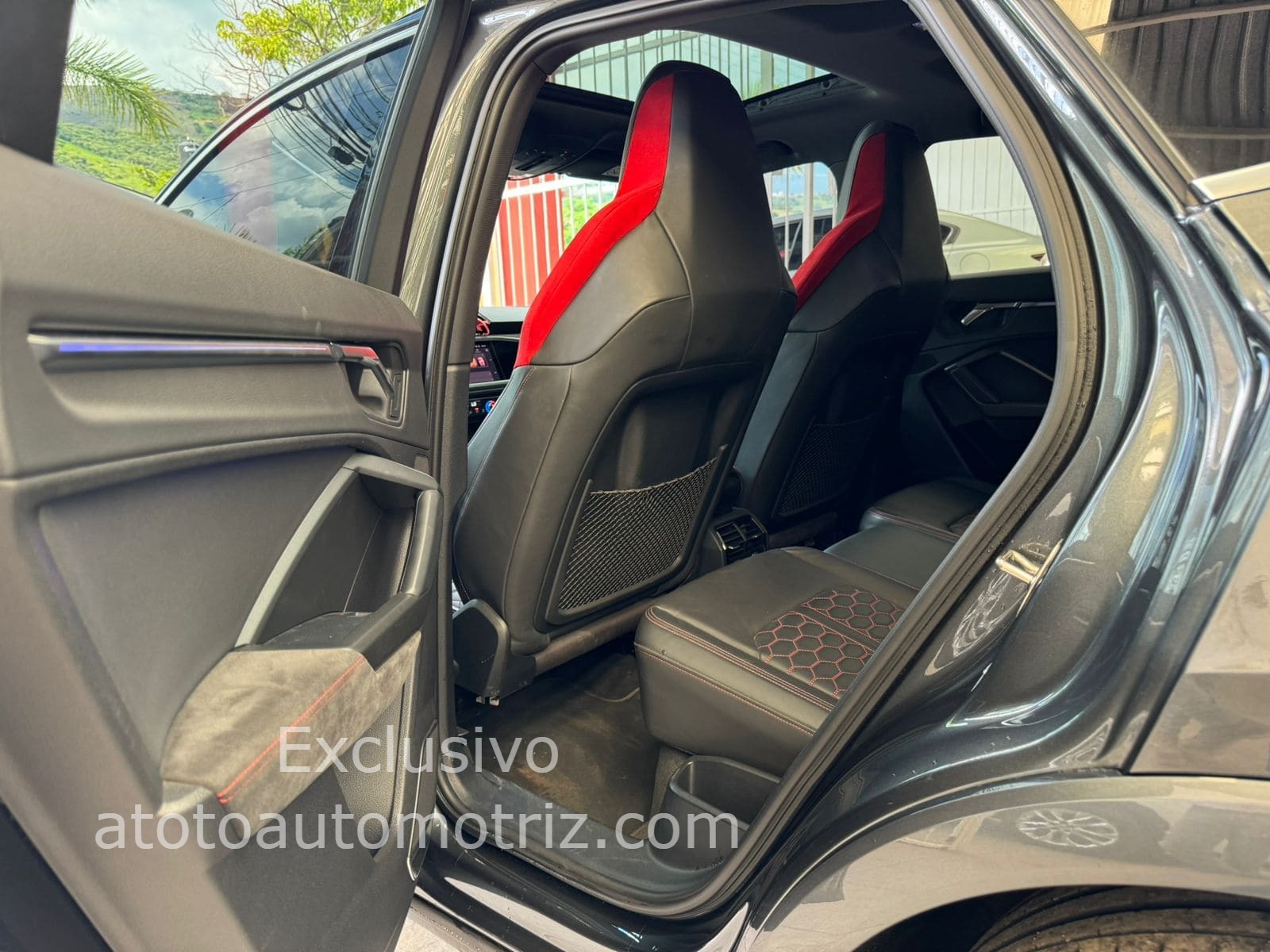 Audi RS 2021 Q3 Performance Automático Gris