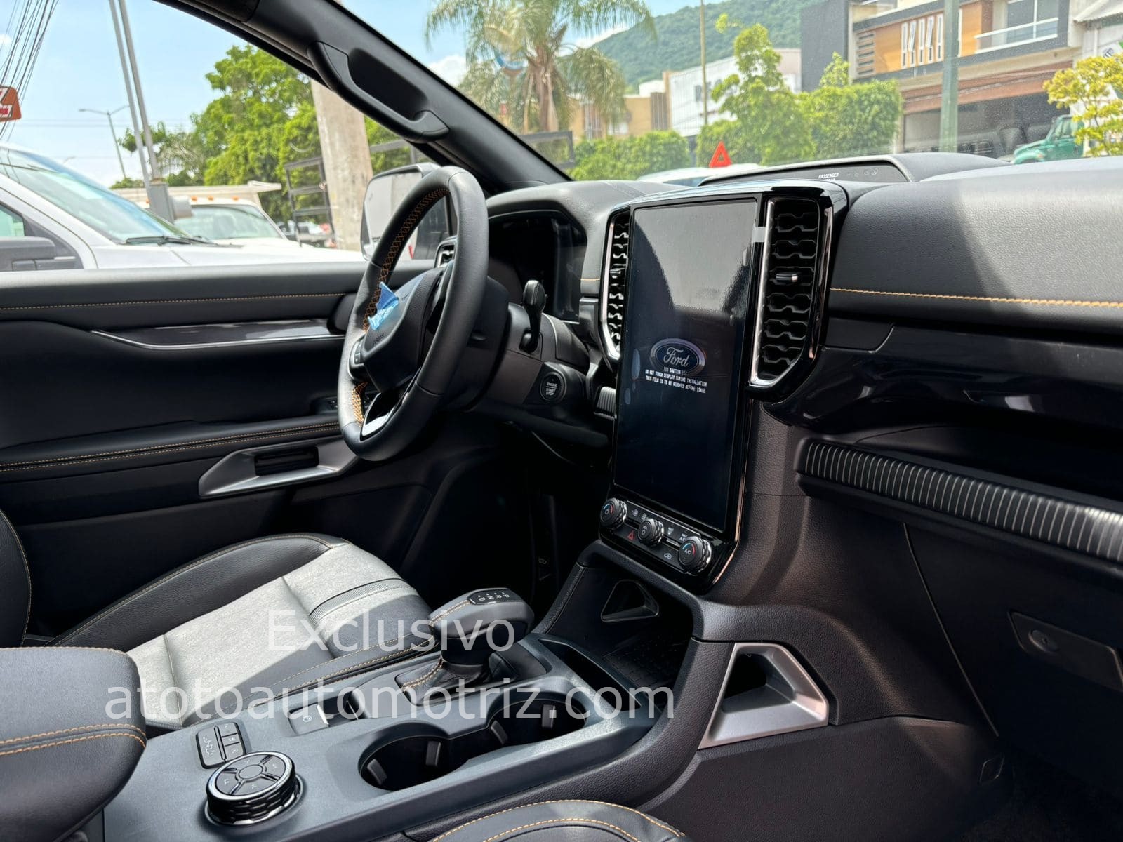 Ford Ranger 2025 Wildtrak Automático Plata