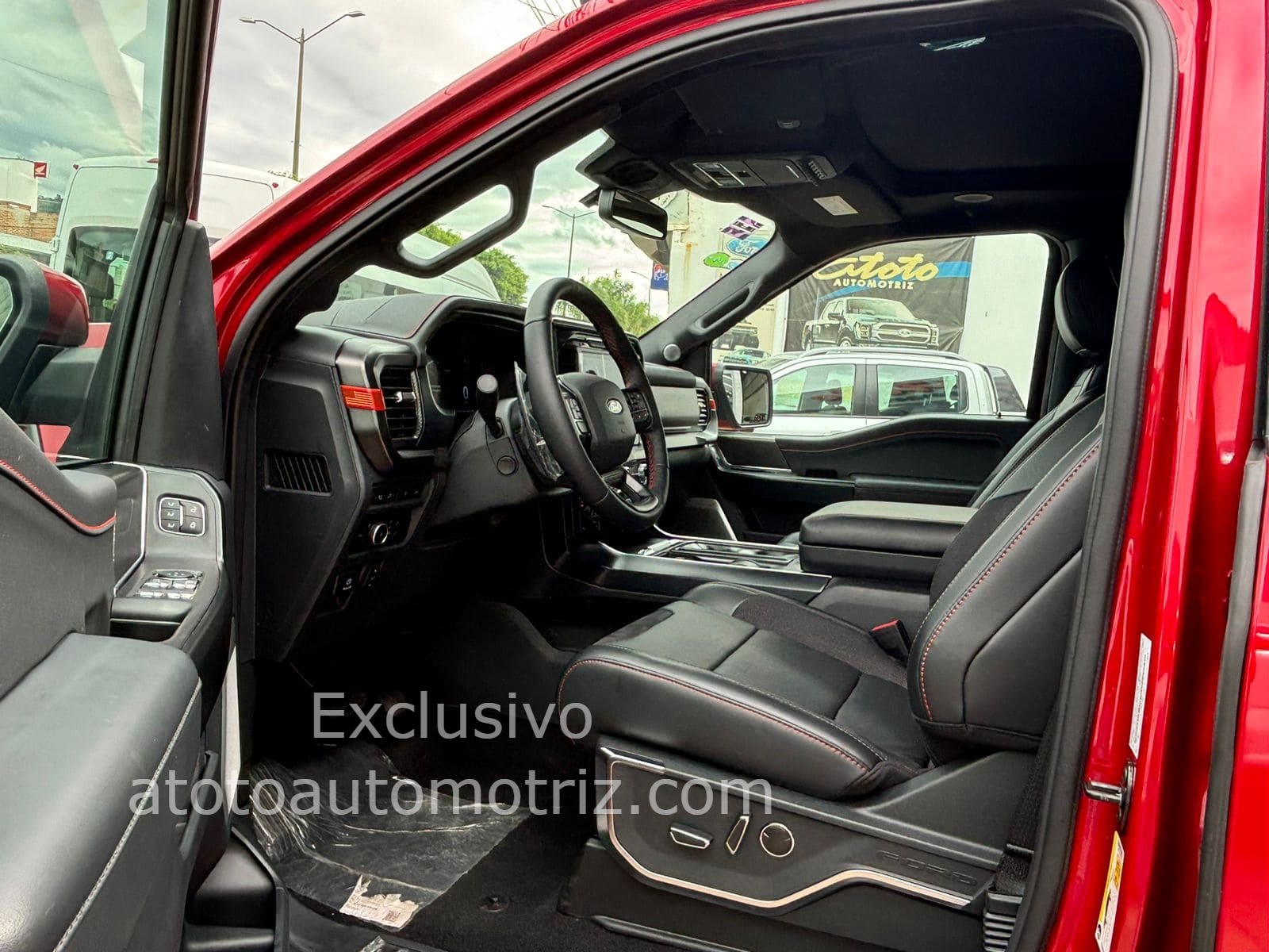 Ford Lobo 2024 Raptor Automático Rojo