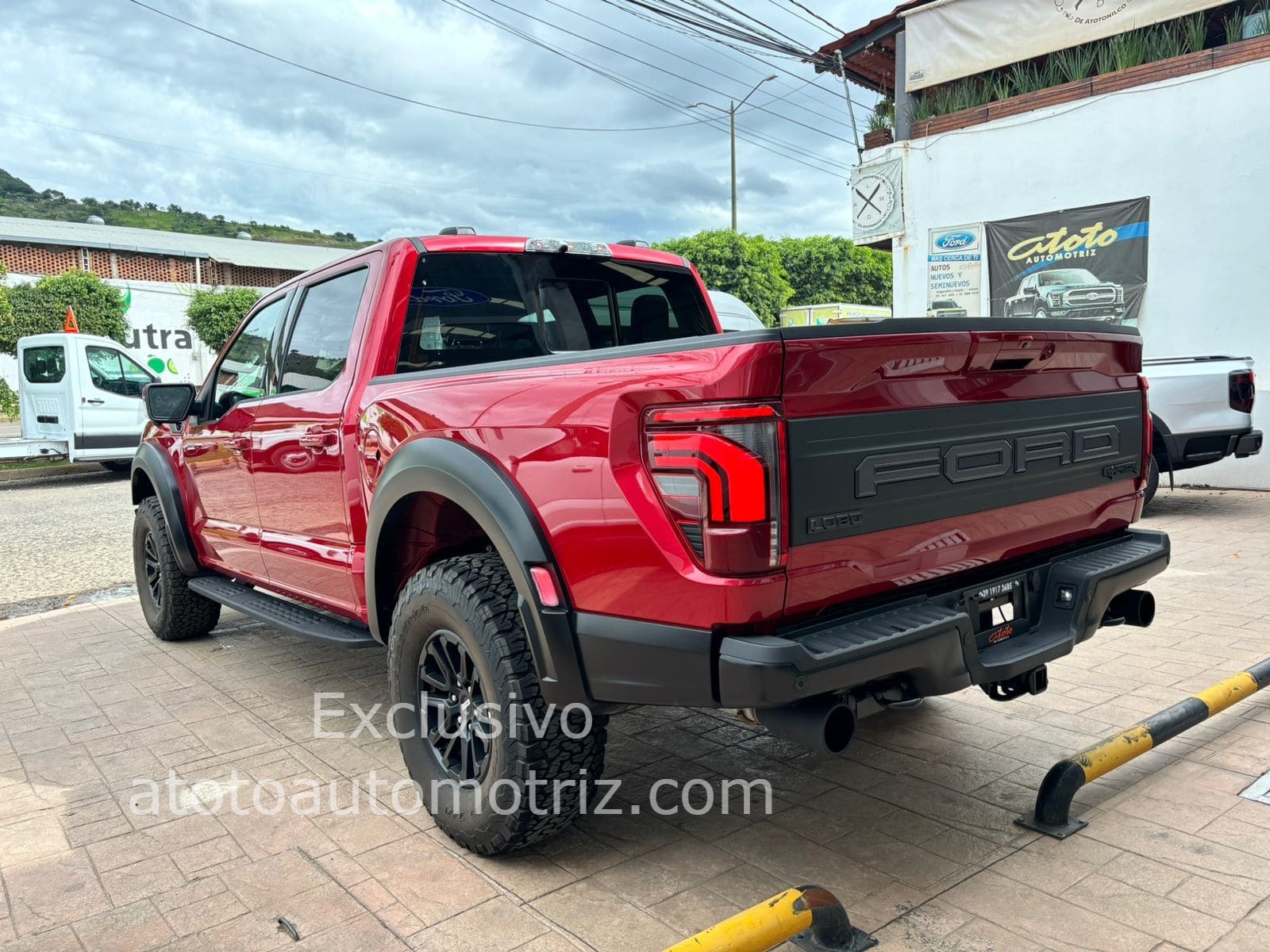 Ford Lobo 2024 Raptor Automático Rojo