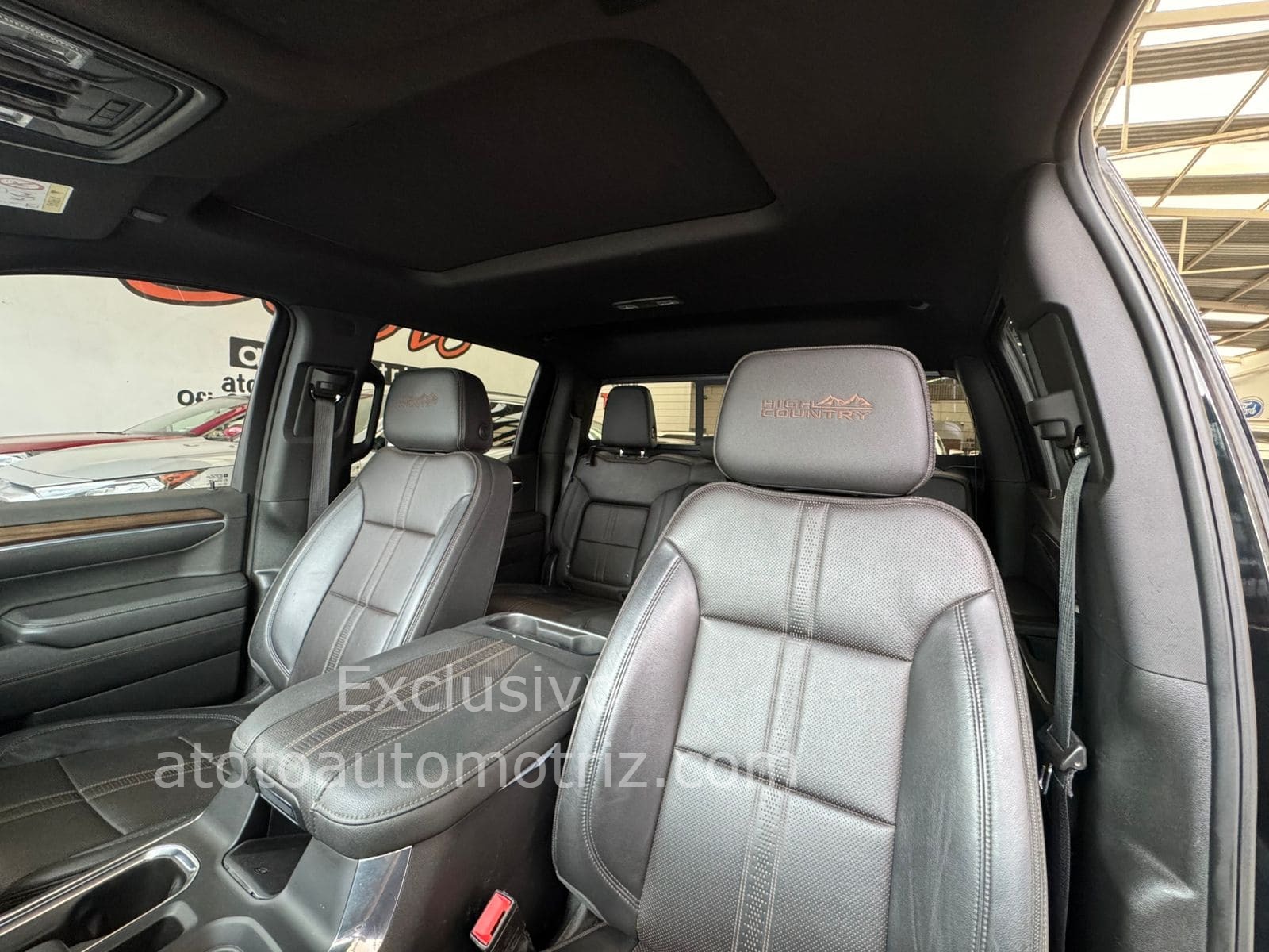 Chevrolet Cheyenne 2023 High Country Automático Negro