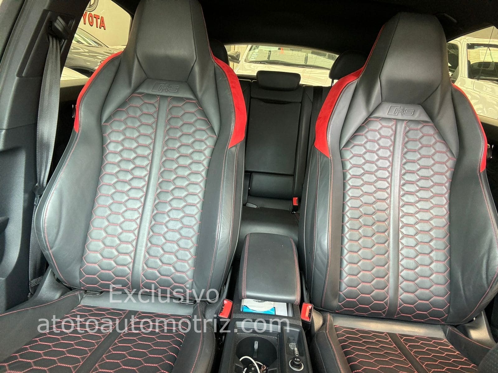 Audi RS 2021 Q3 Performance Automático Gris