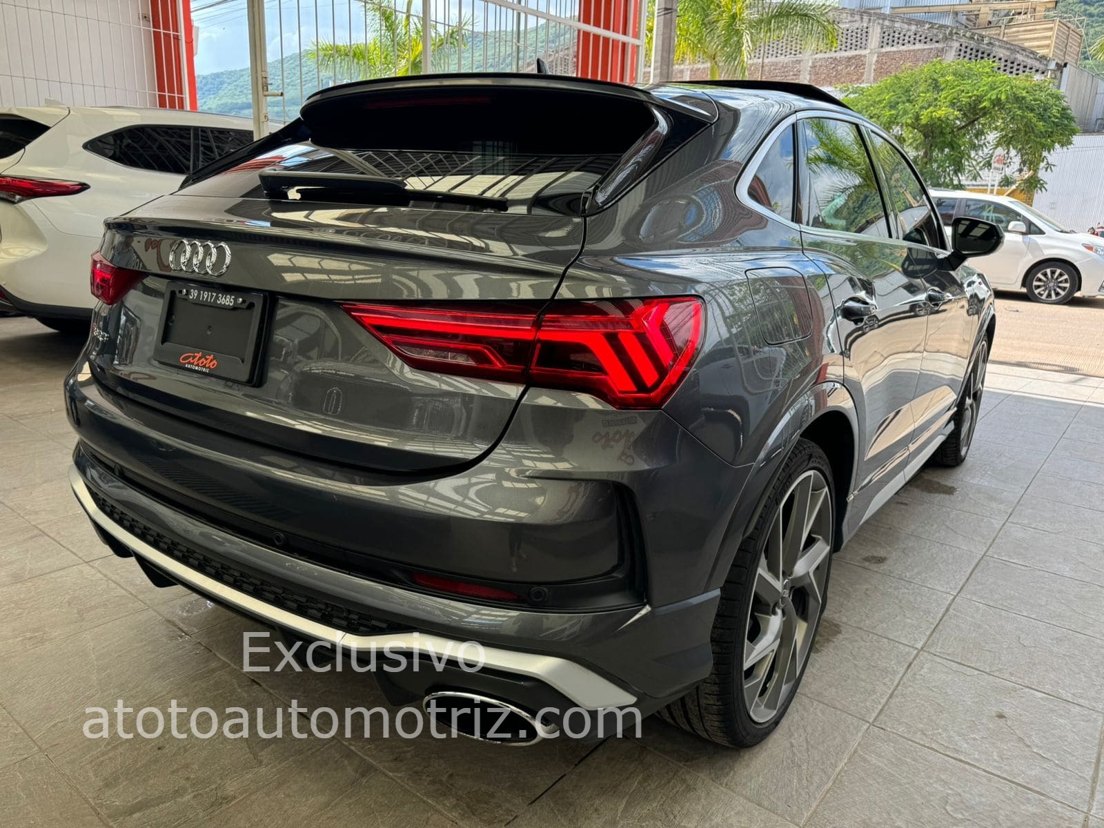 Audi RS 2021 Q3 Performance Automático Gris