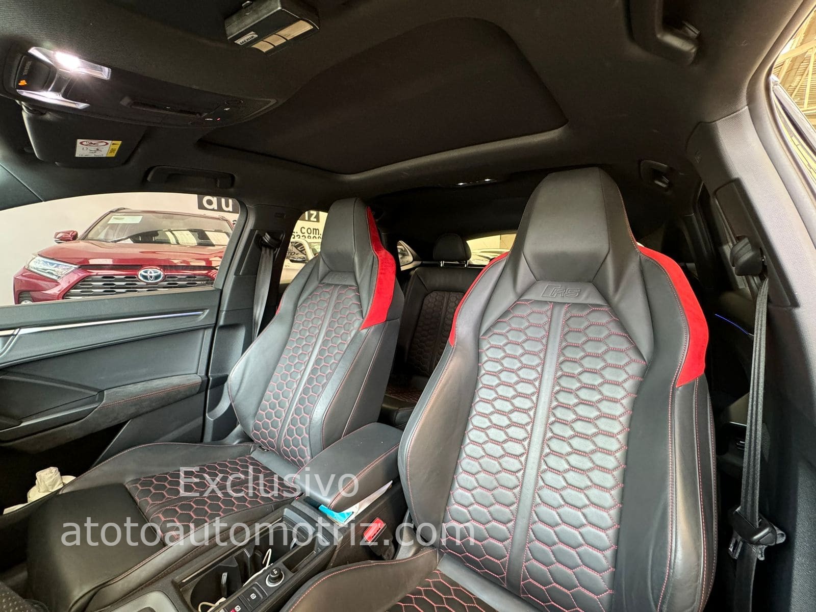 Audi RS 2021 Q3 Performance Automático Gris