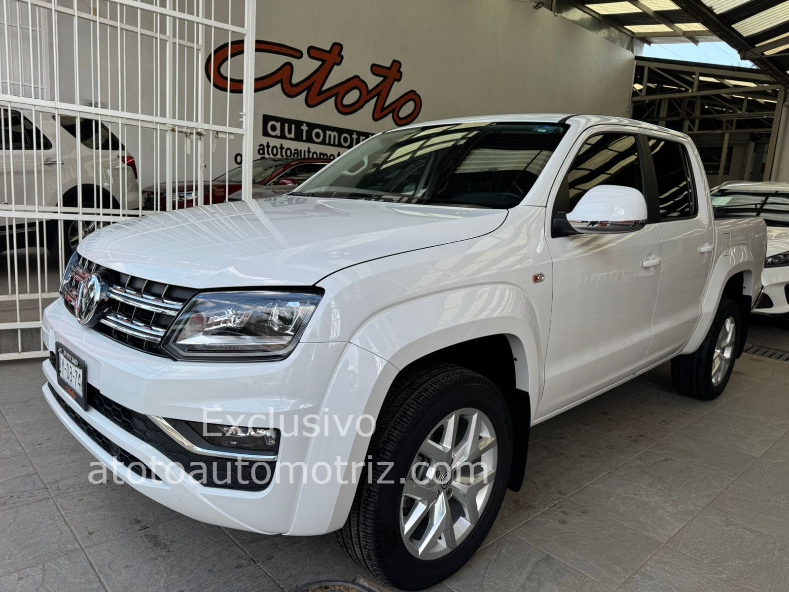 Volkswagen Amarok 2023 Higline V6 Automático Blanco