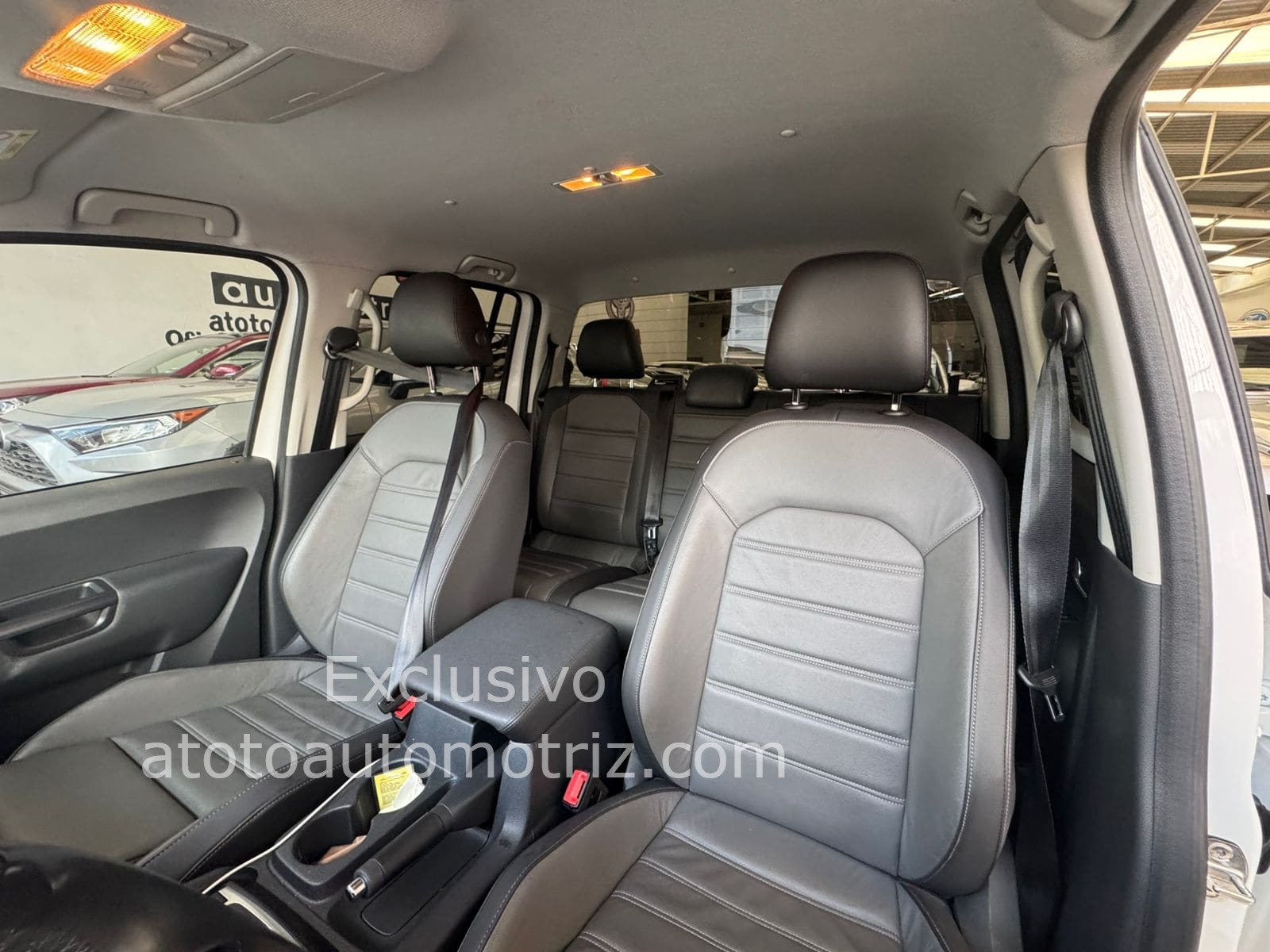 Volkswagen Amarok 2023 Higline V6 Automático Blanco