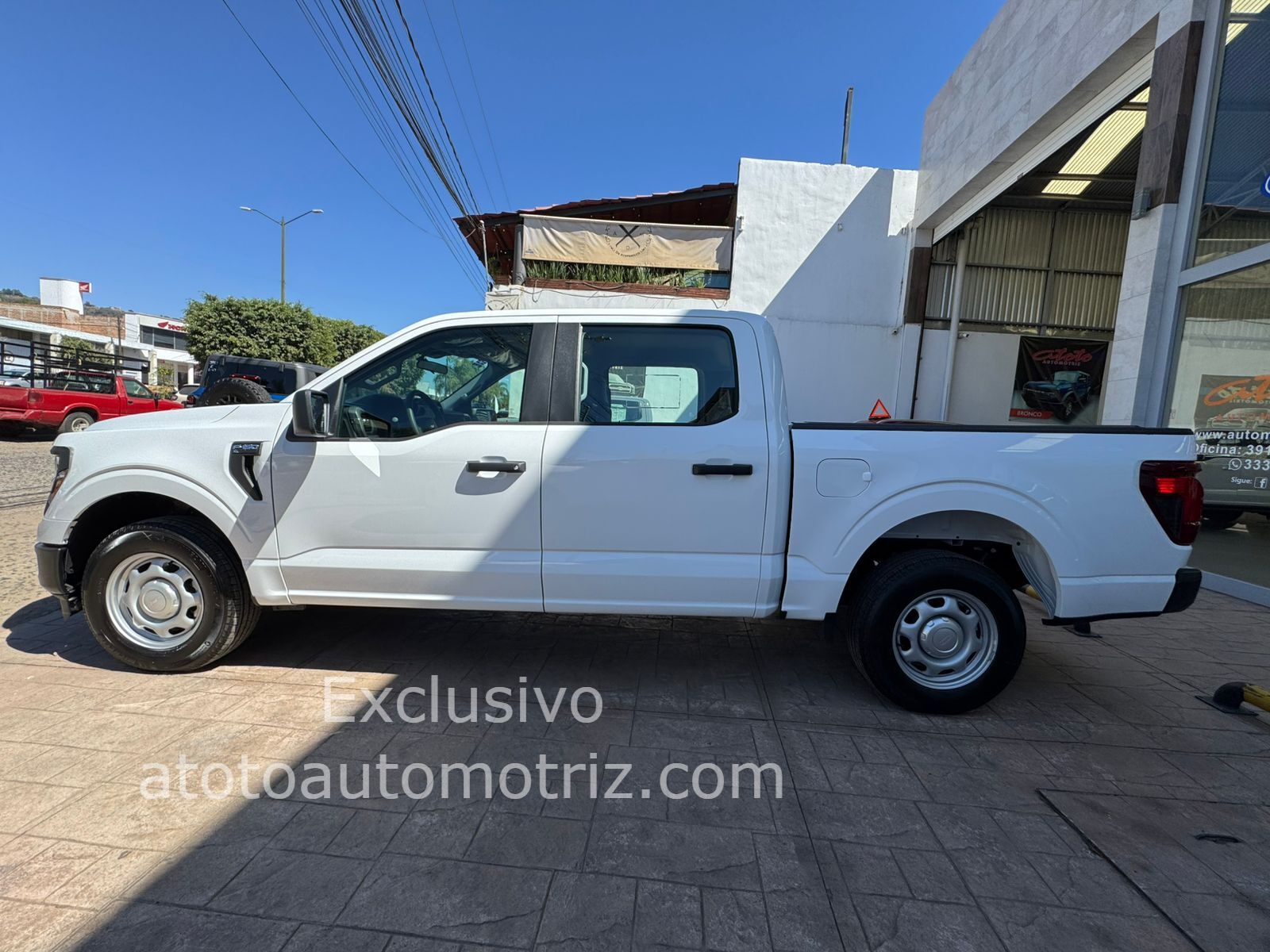 Ford F150 2024 4x2 V6 Automático Blanco