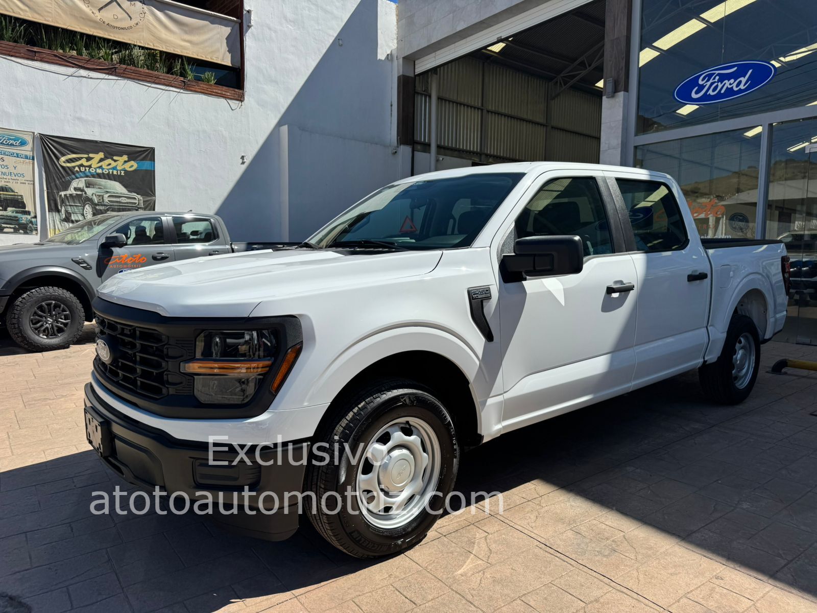 Ford F150 2024 4x2 V6 Automático Blanco