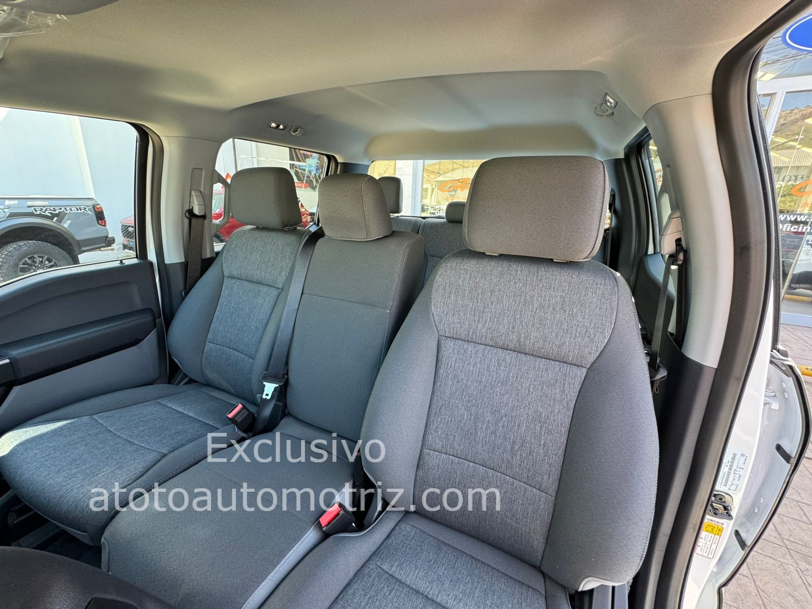 Ford F150 2024 4x2 V6 Automático Blanco