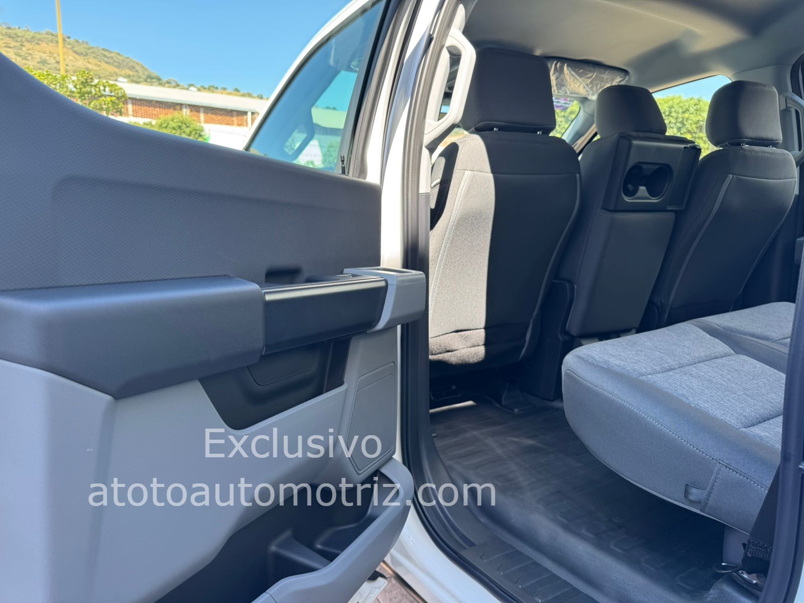 Ford F150 2024 4x2 V6 Automático Blanco