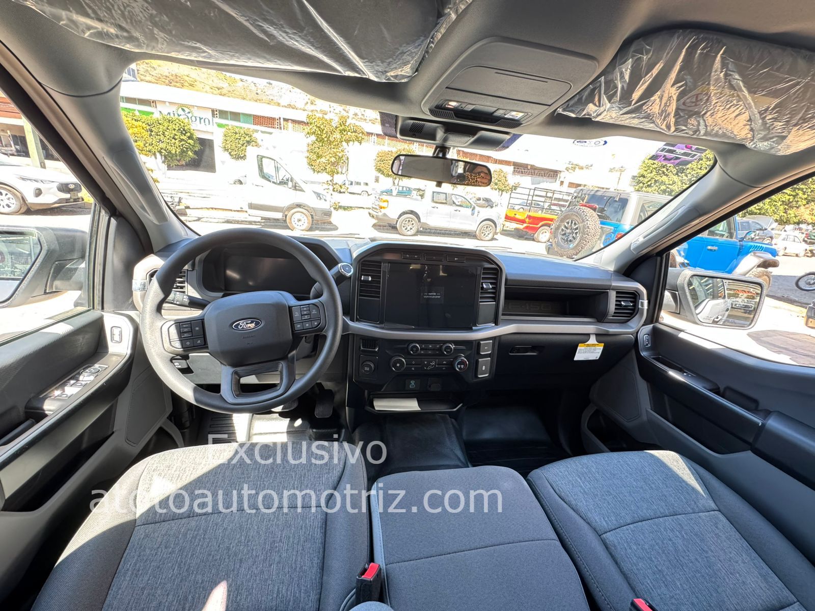 Ford F150 2024 4x2 V6 Automático Blanco