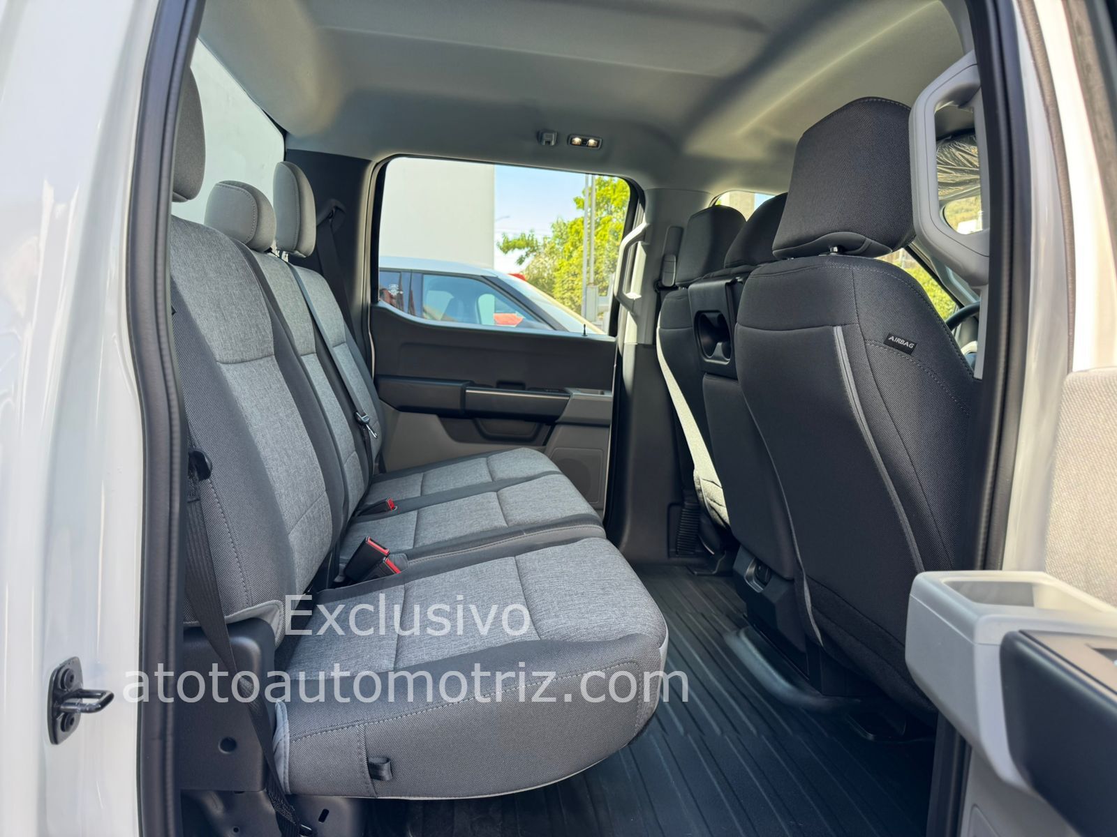 Ford F150 2024 4x2 V6 Automático Blanco