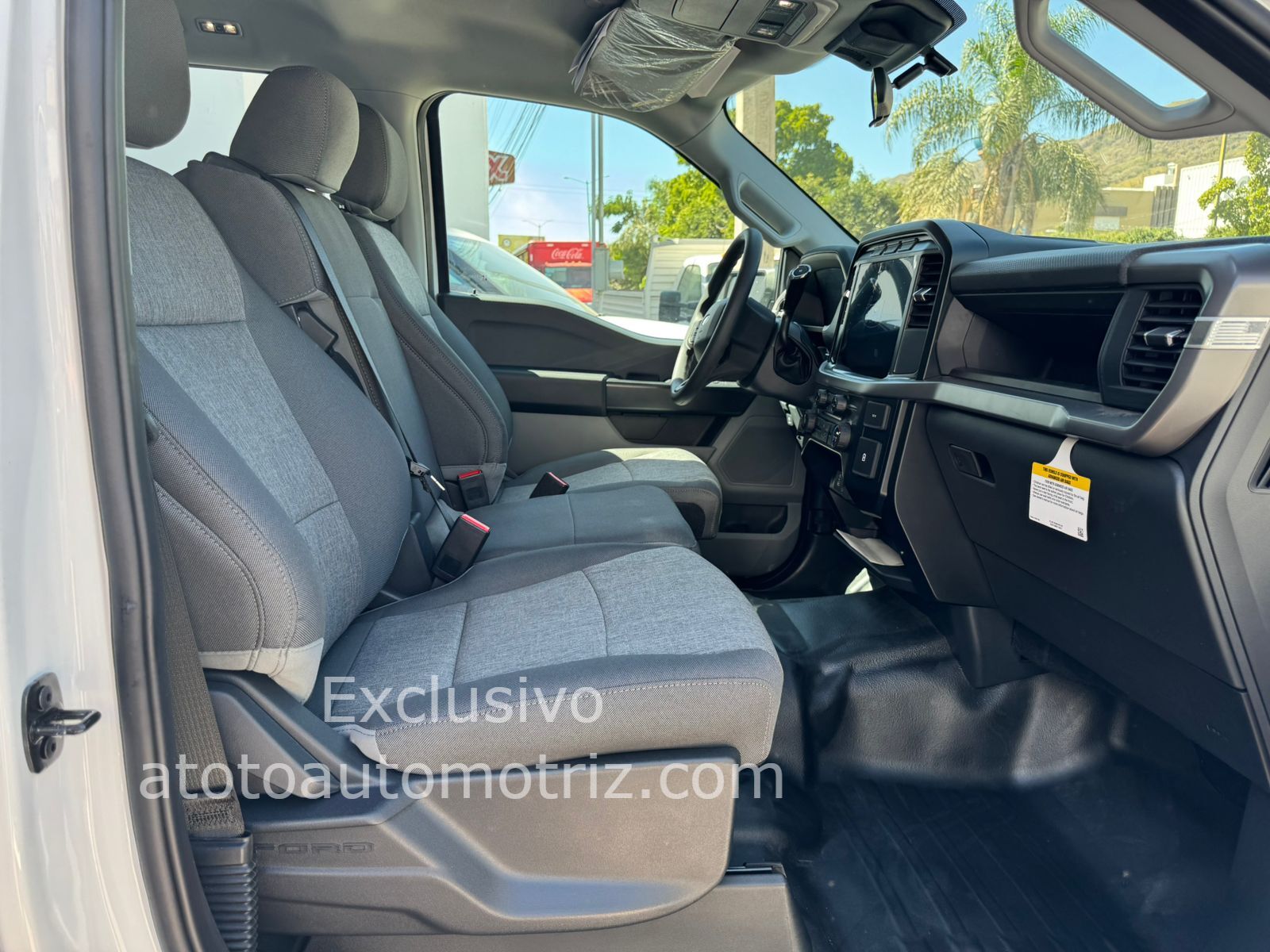 Ford F150 2024 4x2 V6 Automático Blanco