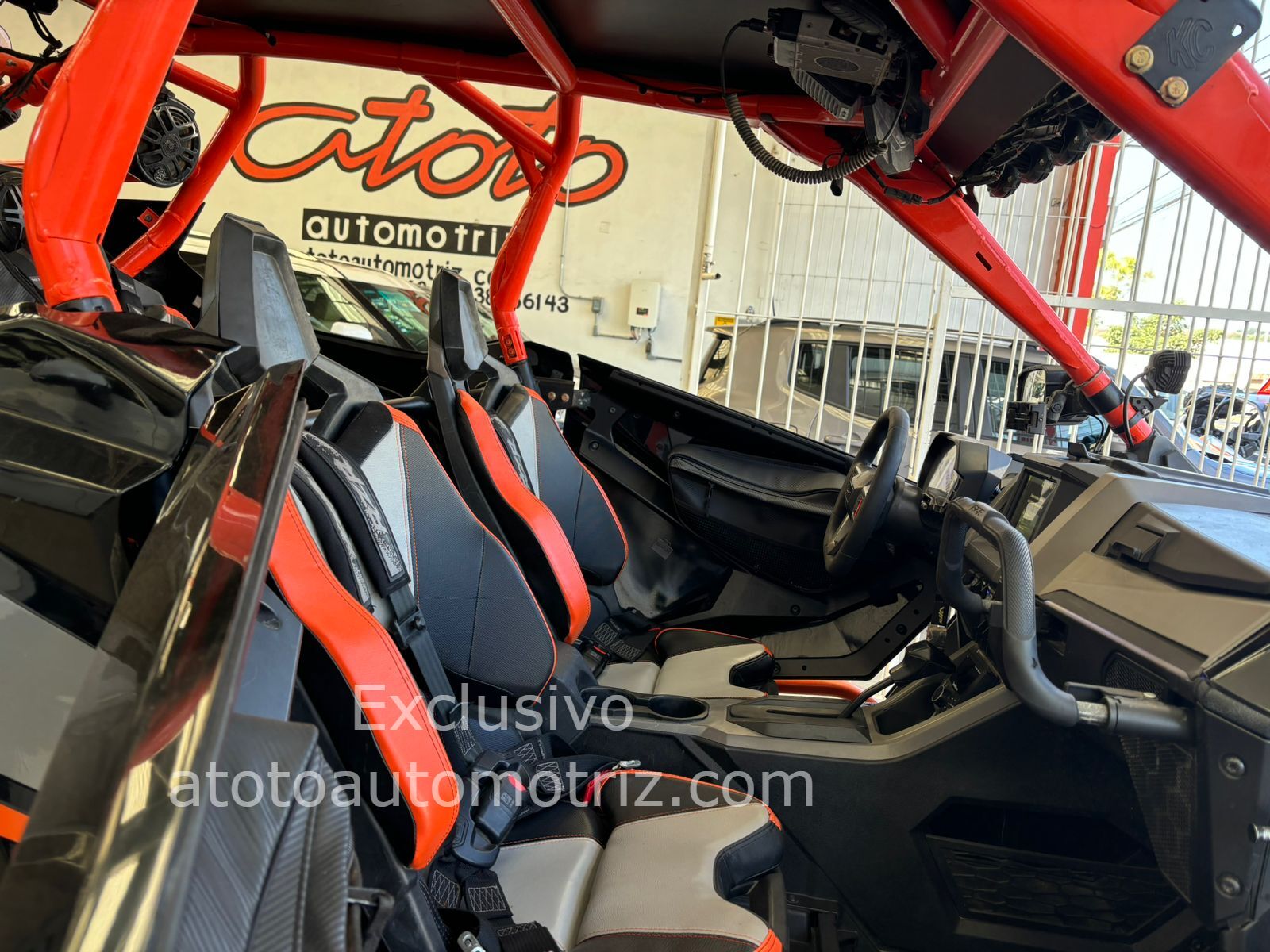 Polaris RZR 2022 R 4 ultímate Launch Ed - Onyx black Automático