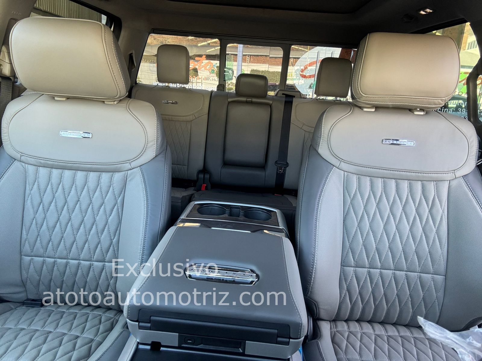 Ford Lobo 2025 Platinum Plus HIbrida Automático Blanco