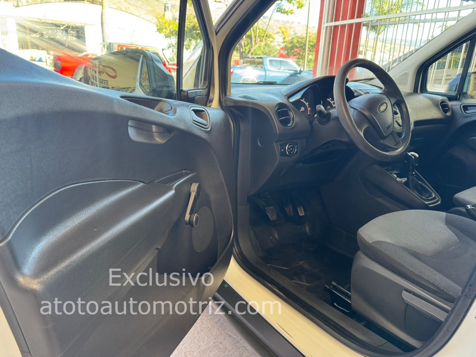 Ford Transit 2022 Courier Vannete Manual Blanco