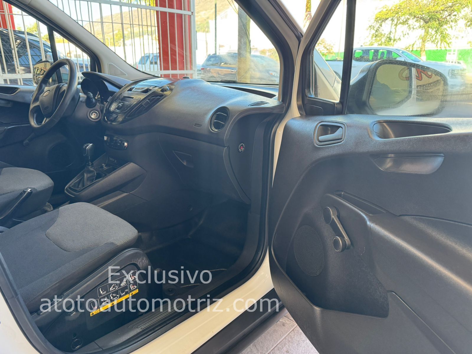 Ford Transit 2022 Courier Vannete Manual Blanco