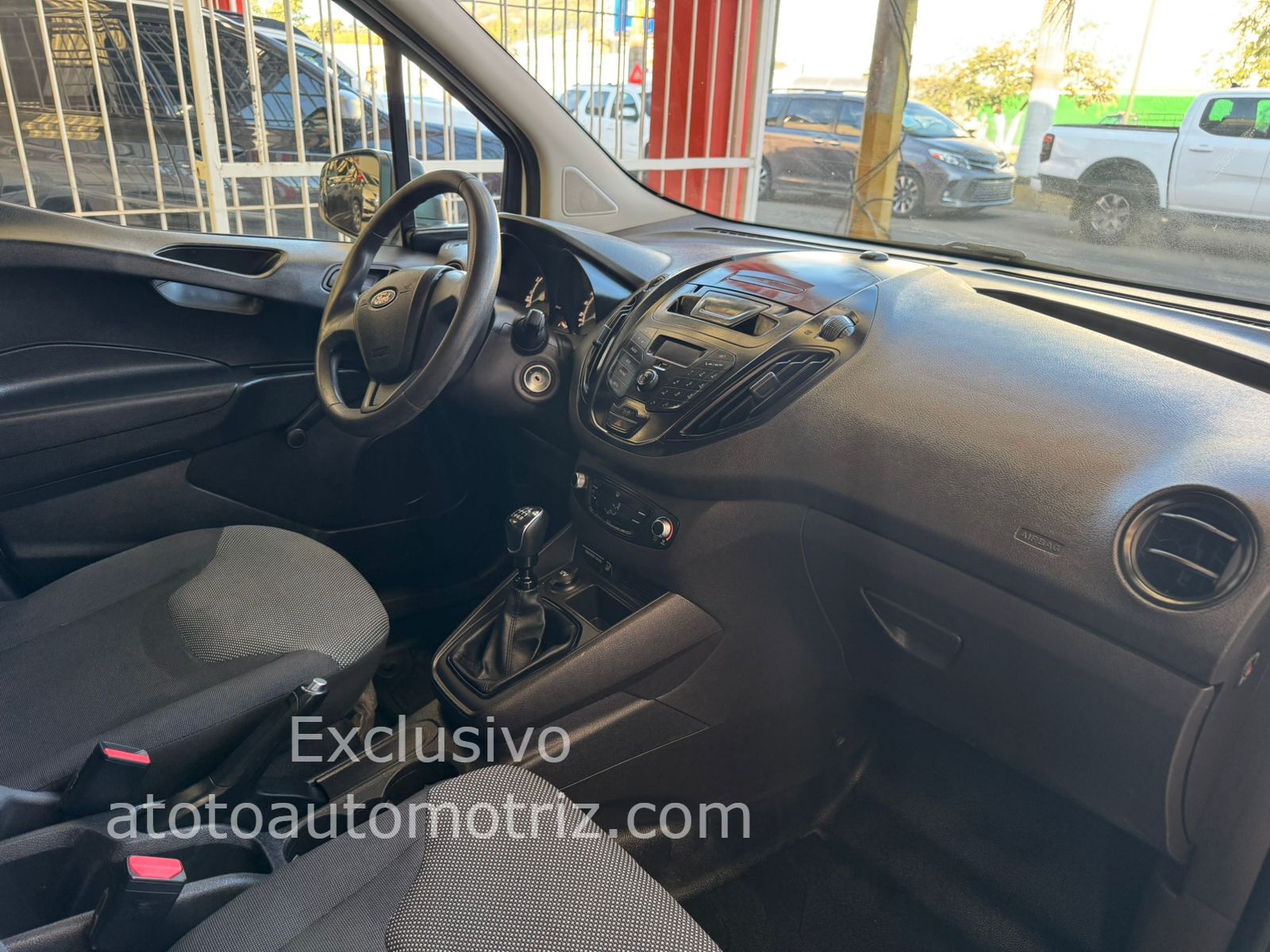 Ford Transit 2022 Courier Vannete Manual Blanco