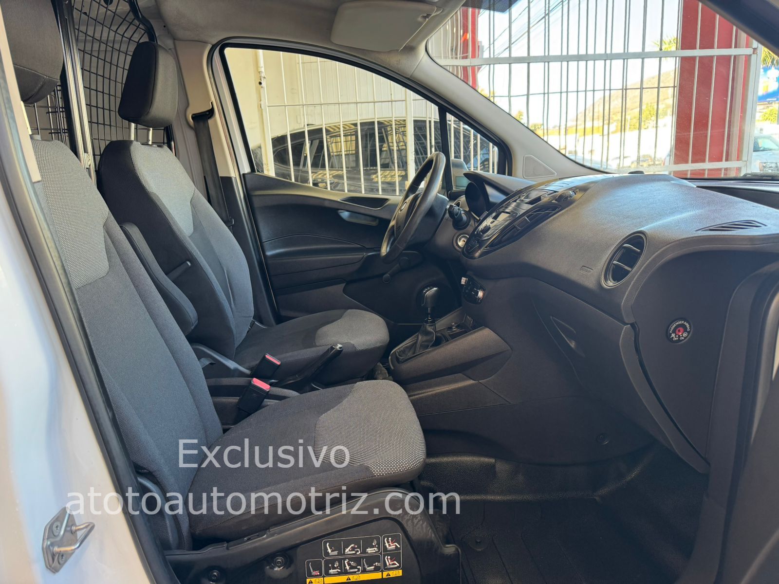 Ford Transit 2022 Courier Vannete Manual Blanco