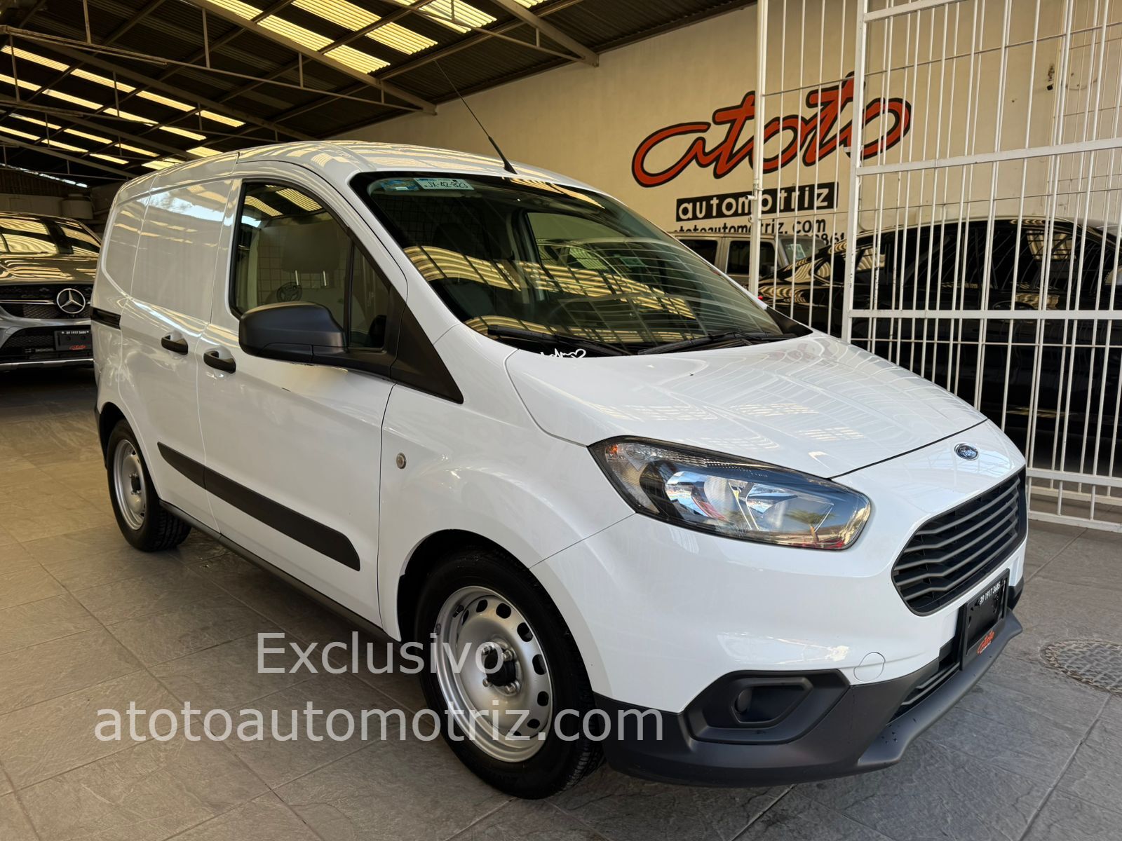 Ford Transit 2022 Courier Vannete Manual Blanco