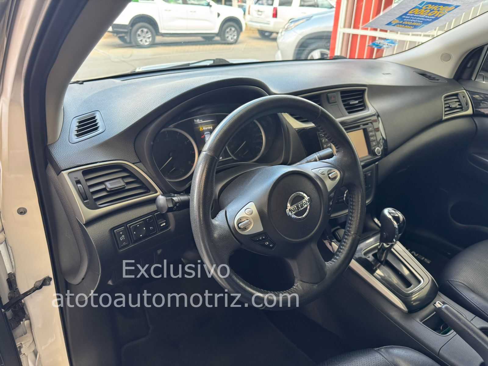Nissan Sentra 2018 Exclusive CVT Navi Automático Blanco
