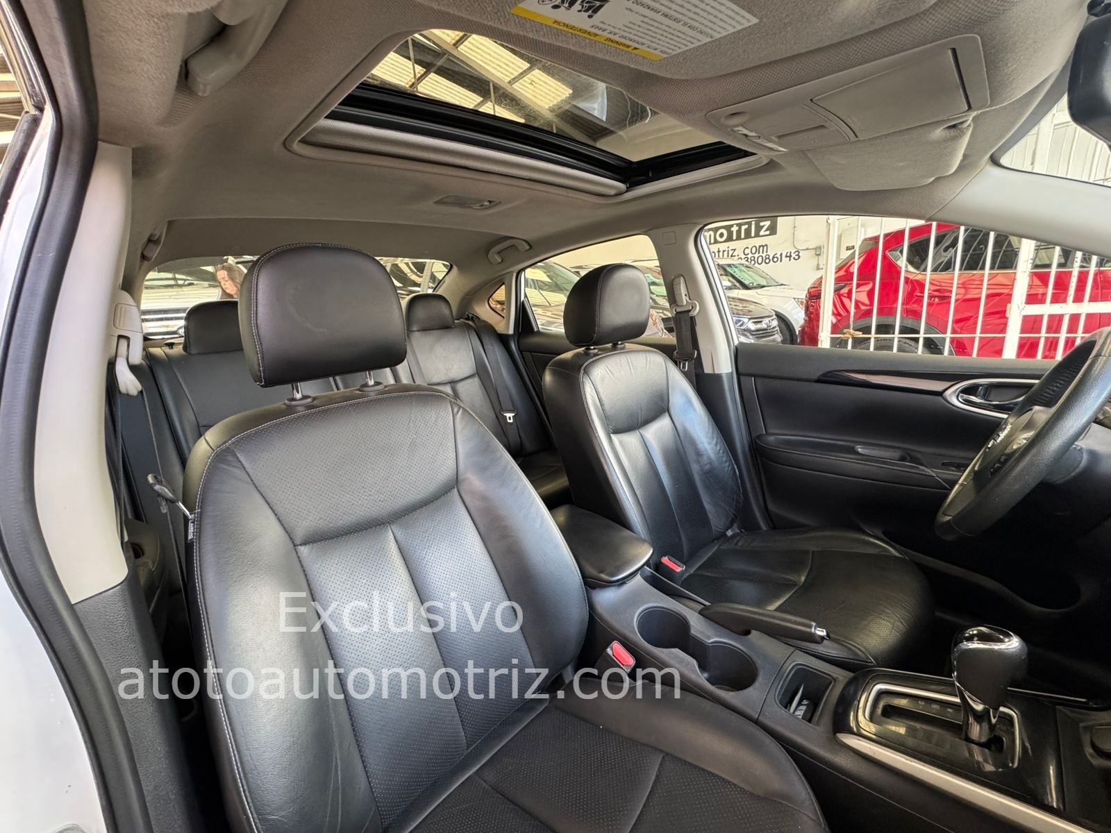 Nissan Sentra 2018 Exclusive CVT Navi Automático Blanco