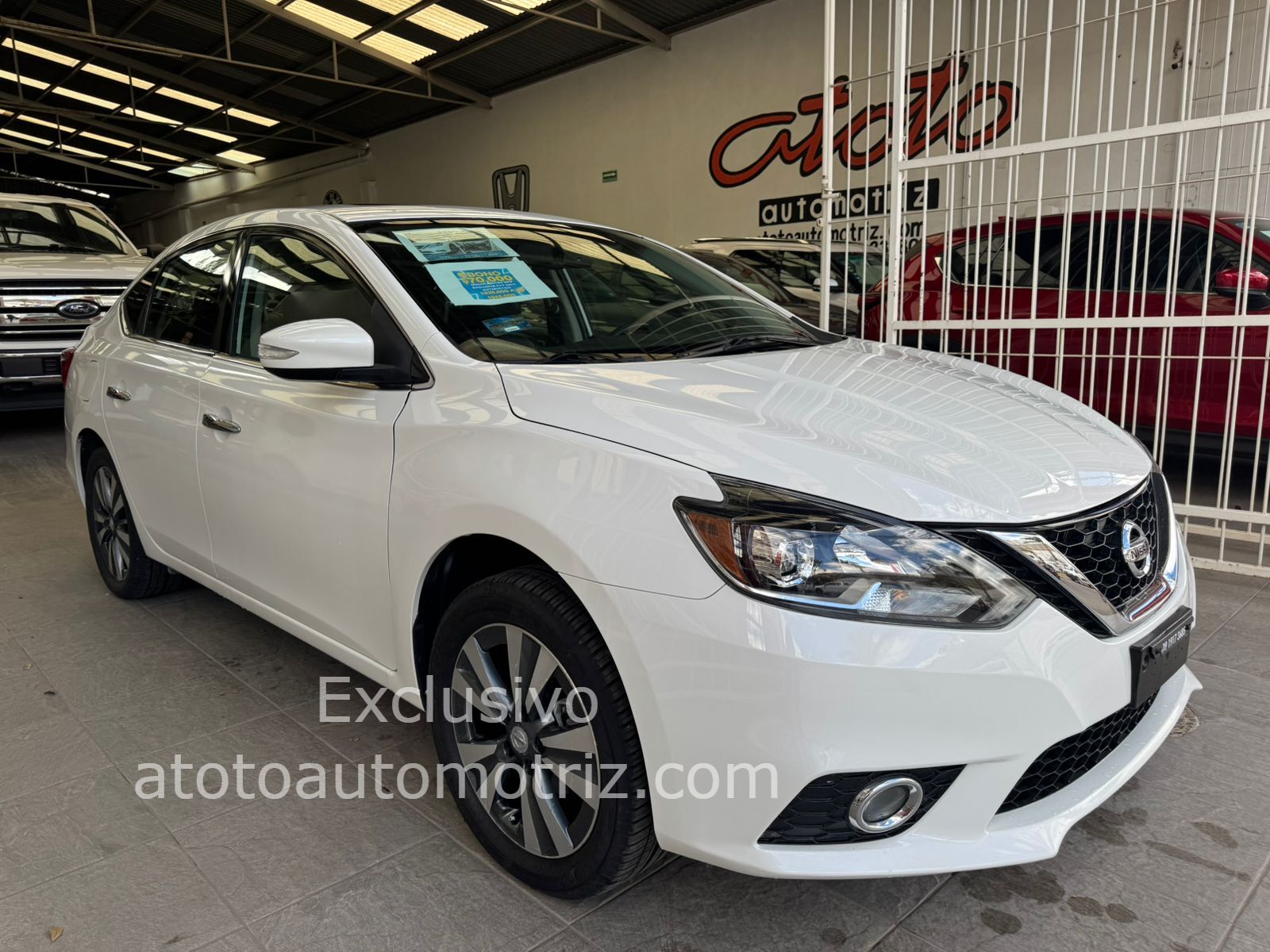 Nissan Sentra 2018 Exclusive CVT Navi Automático Blanco
