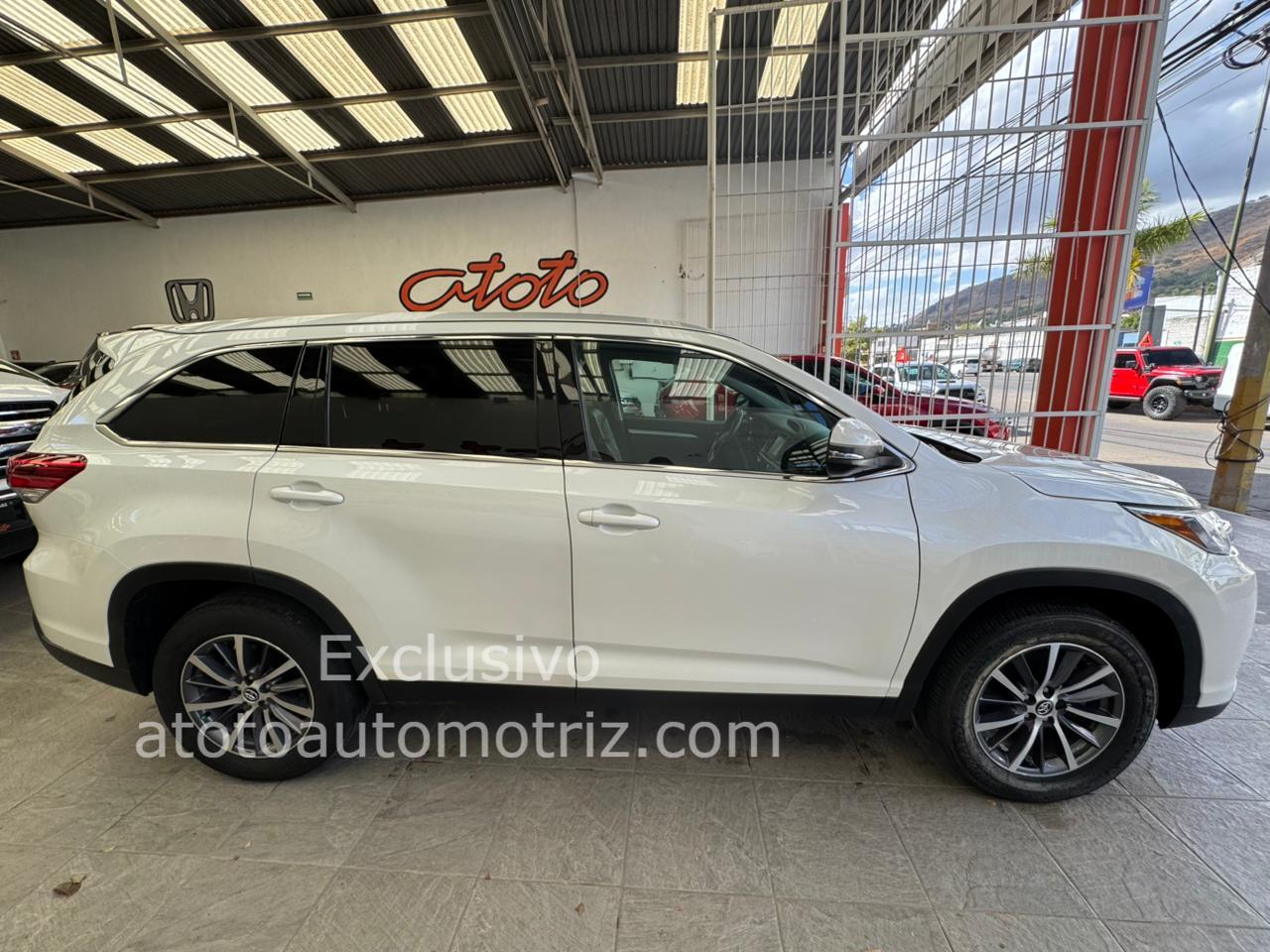 Toyota Highlander 2019 XLE Automático Blanco