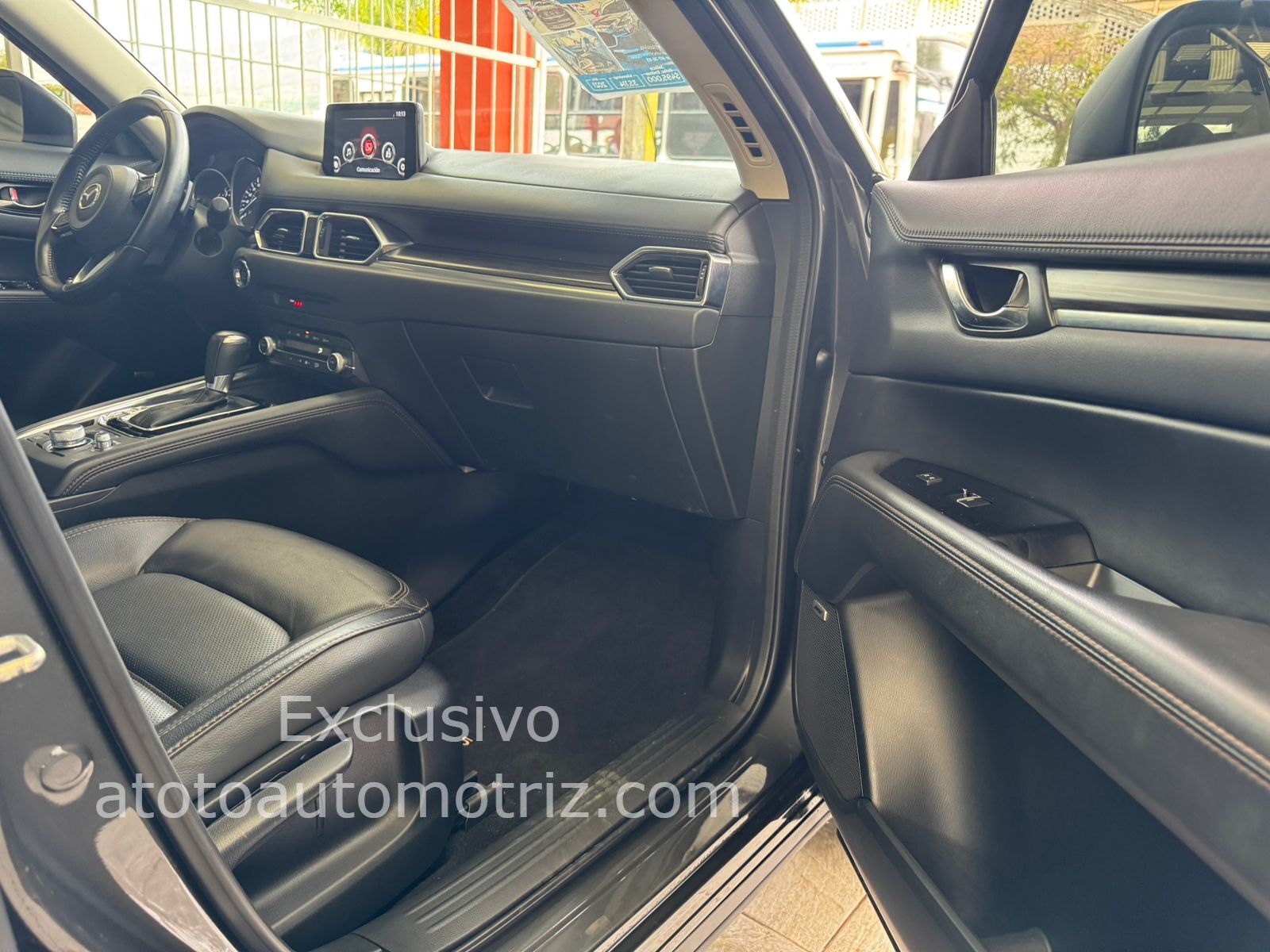 Mazda CX-5 2021 Signature Automático Gris