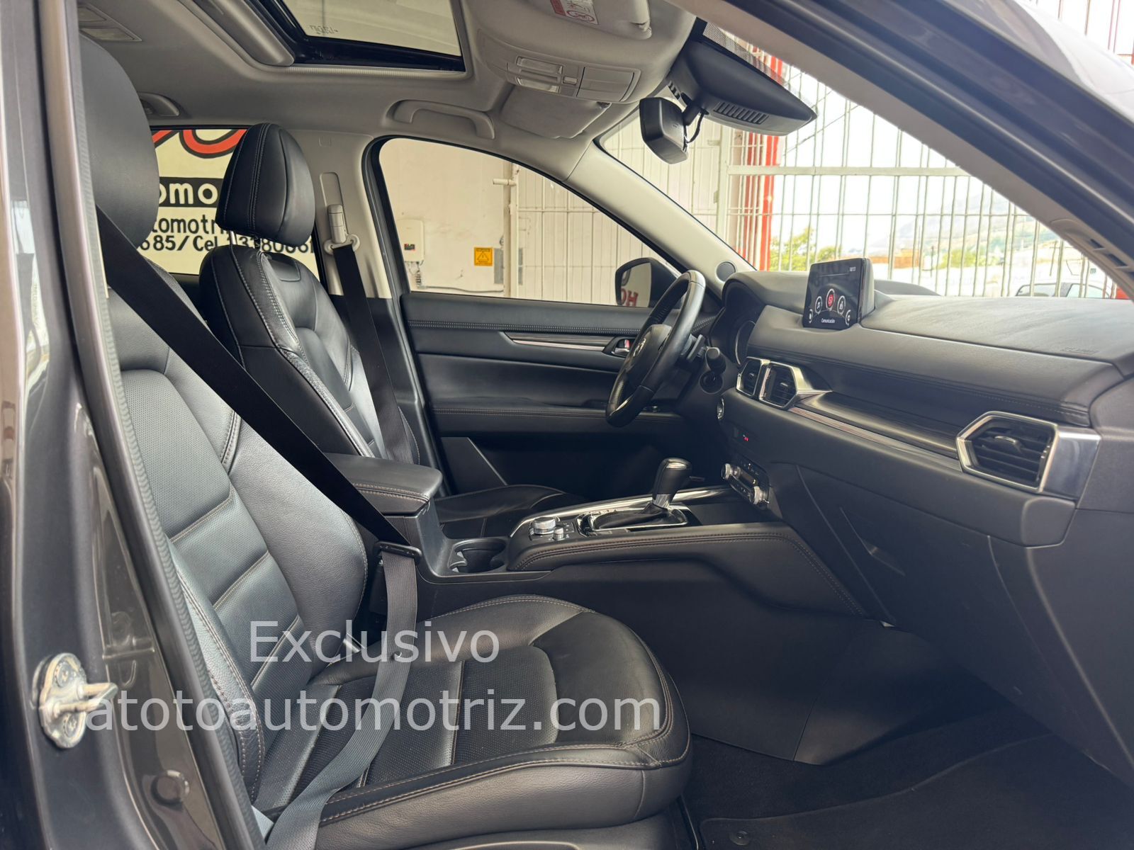 Mazda CX-5 2021 Signature Automático Gris