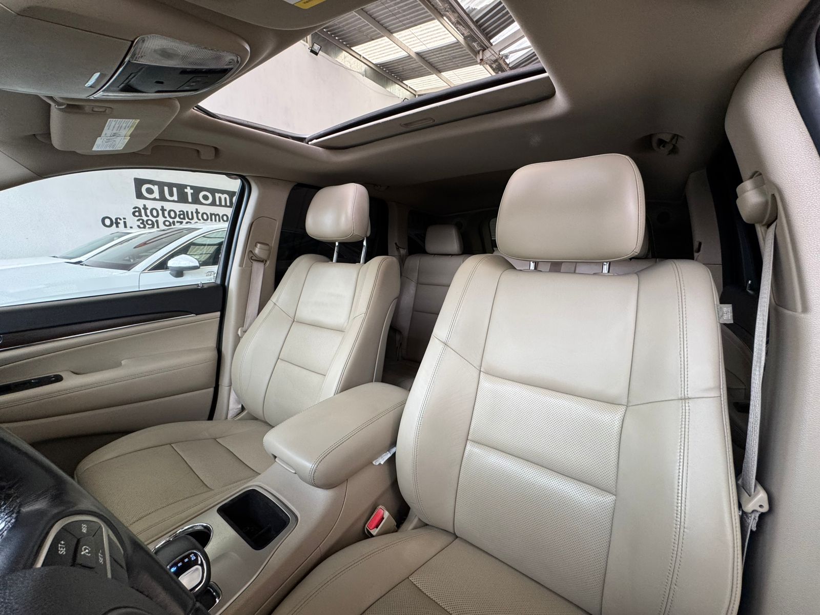 Jeep Grand Cherokee 2015 Limited Automático Plata