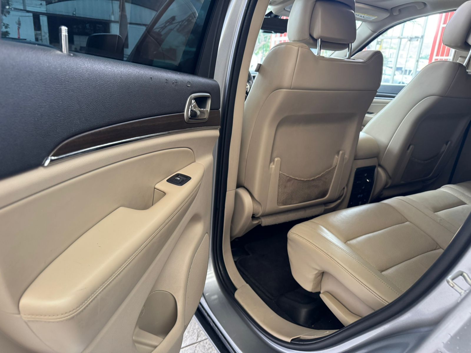 Jeep Grand Cherokee 2015 Limited Automático Plata