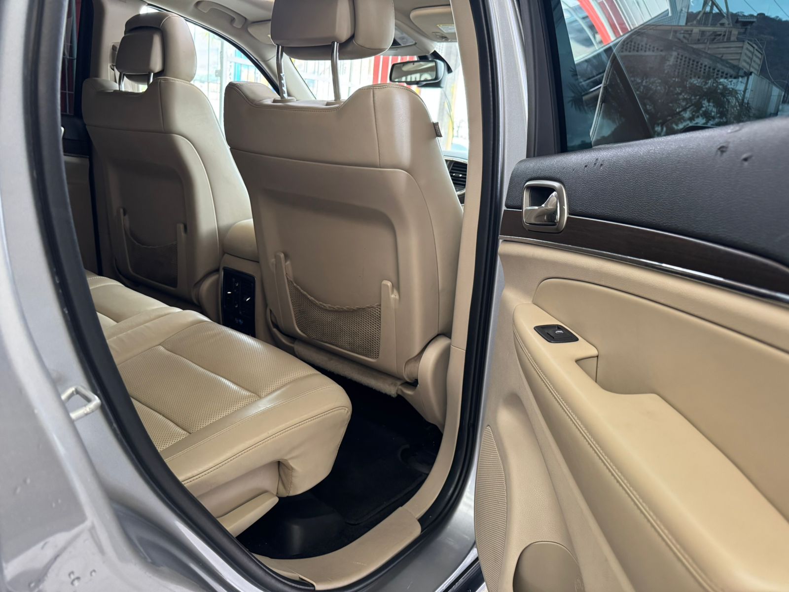 Jeep Grand Cherokee 2015 Limited Automático Plata