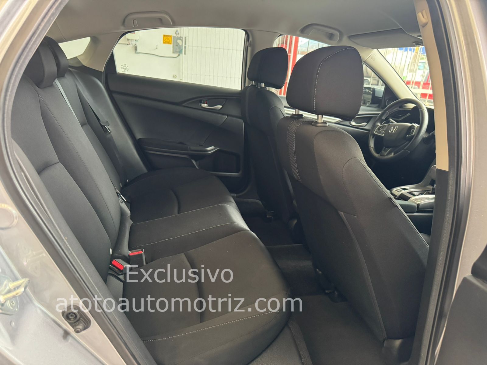 Honda Civic 2021 i-Style Automático Plata