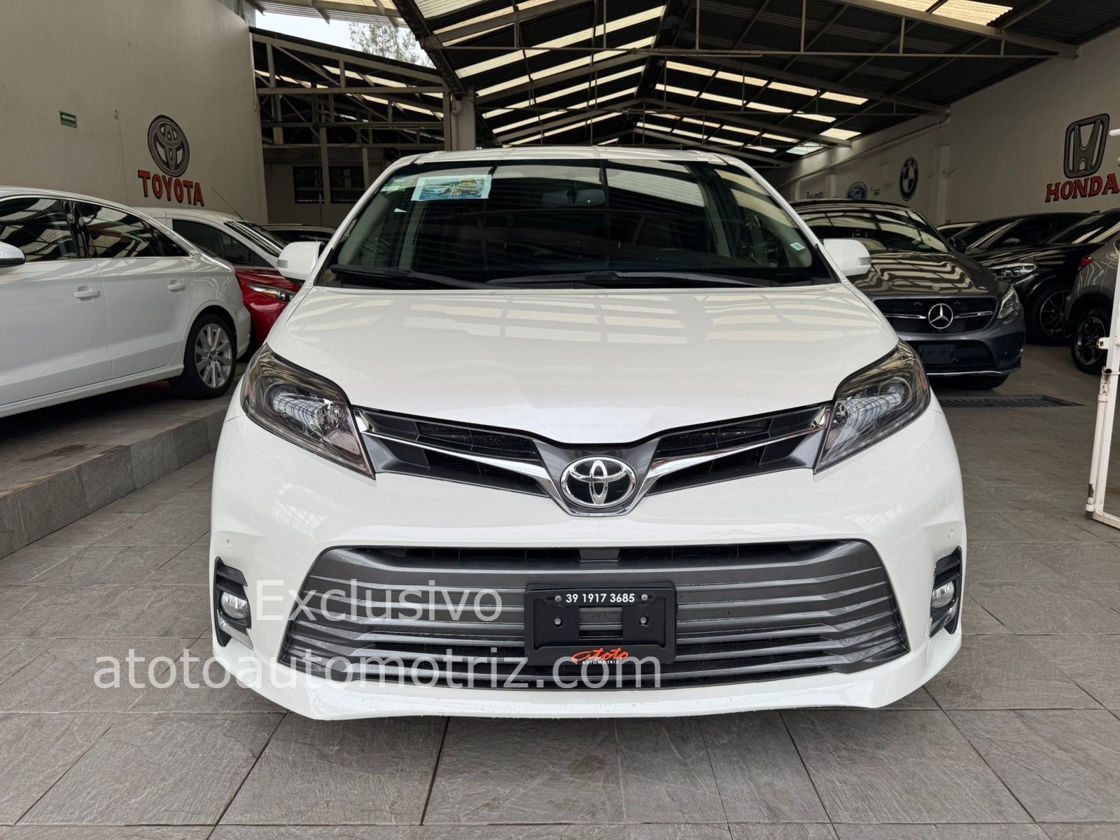 Toyota Sienna 2018 Límited Automático Blanco