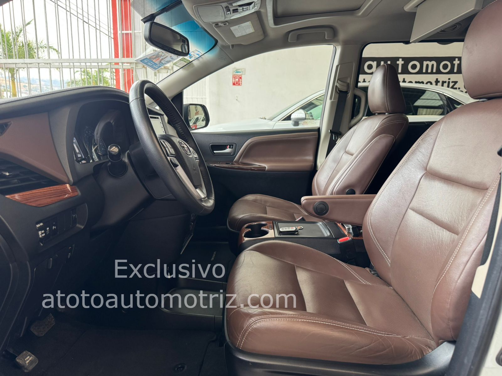 Toyota Sienna 2018 Límited Automático Blanco
