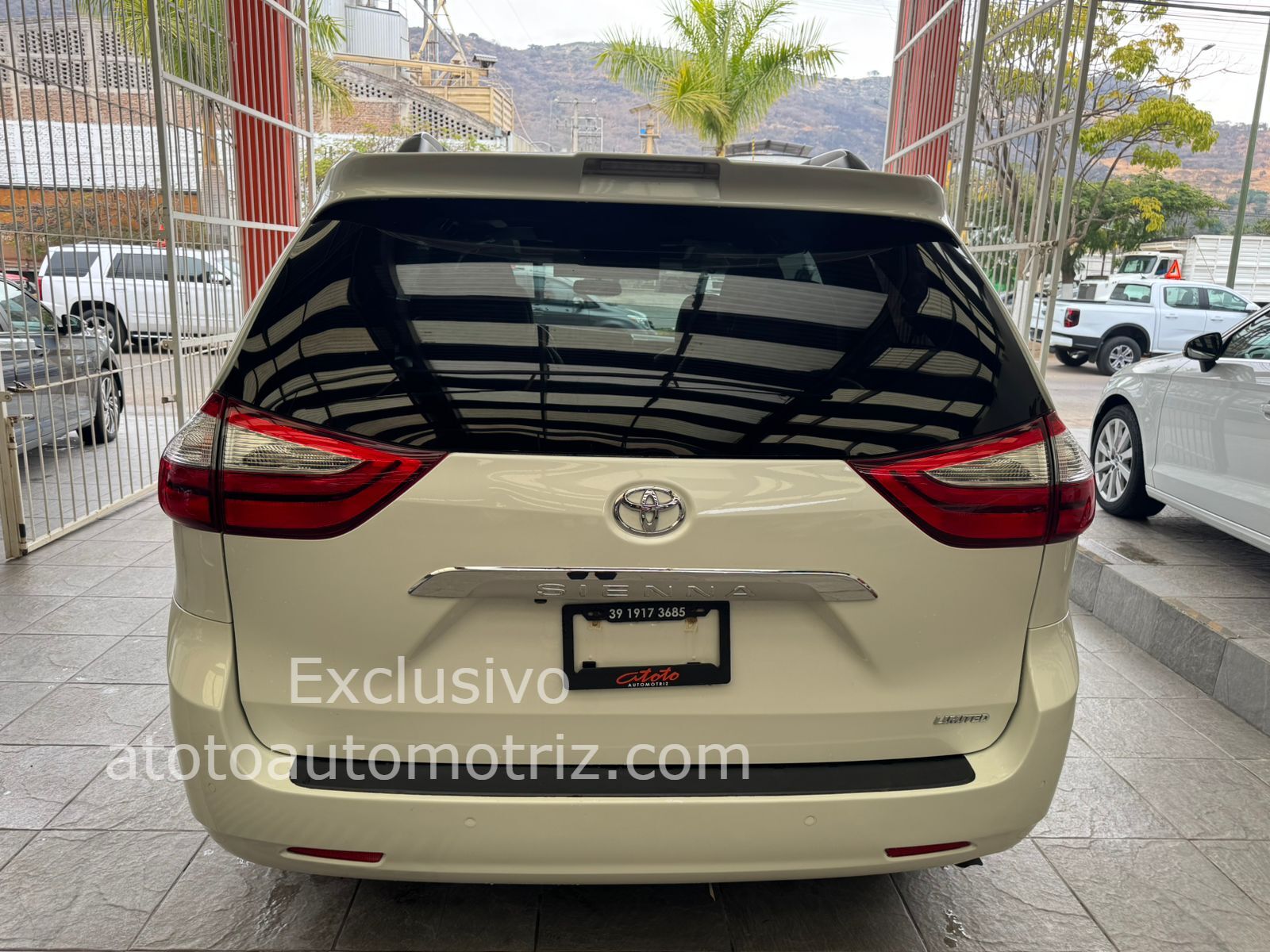 Toyota Sienna 2018 Límited Automático Blanco