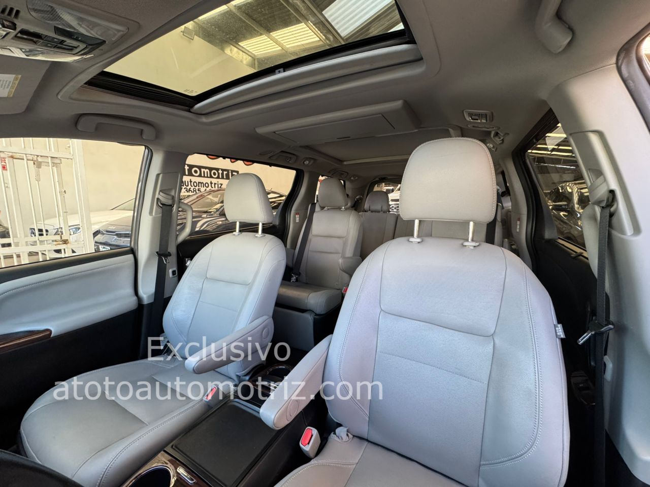 Toyota Sienna 2020 Limited Automático Oxford