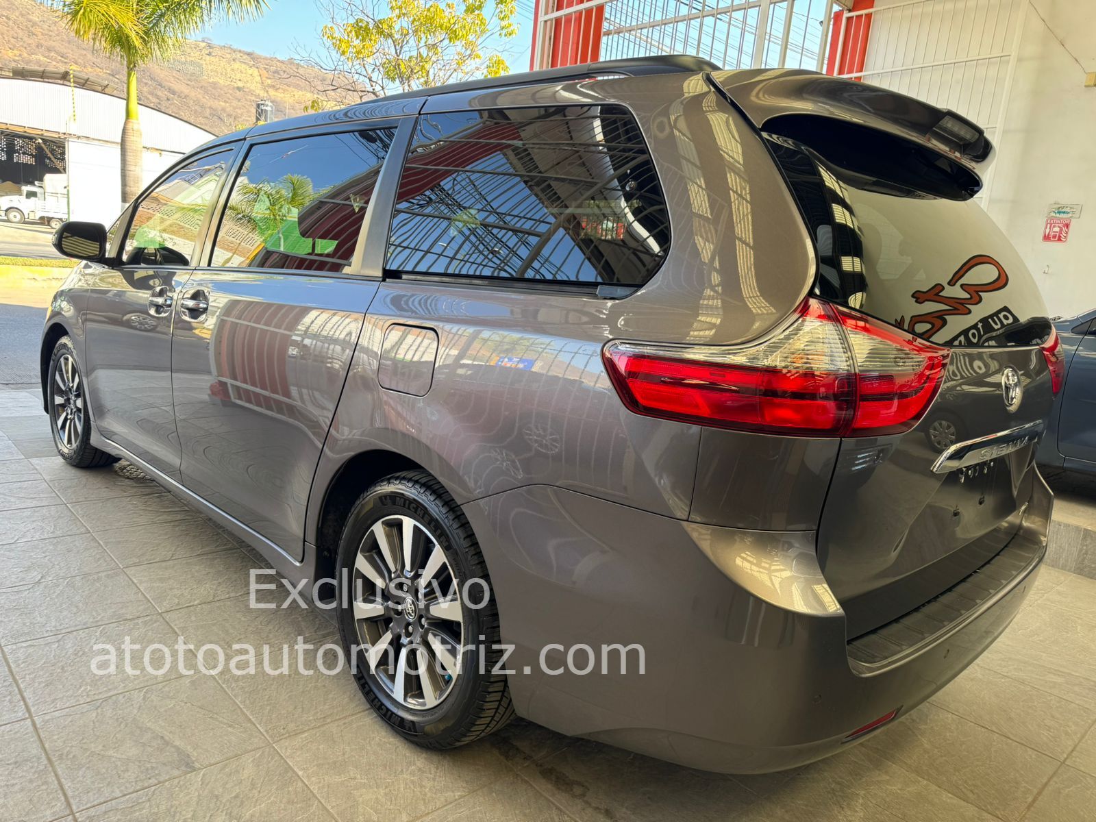 Toyota Sienna 2020 Limited Automático Oxford