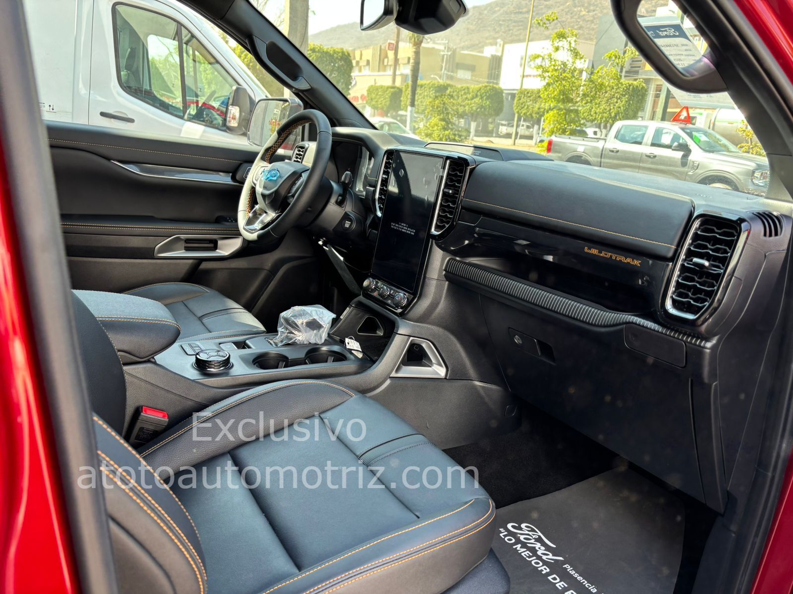 Ford Ranger 2025 Wiltrak Doble Cab Automático Rojo