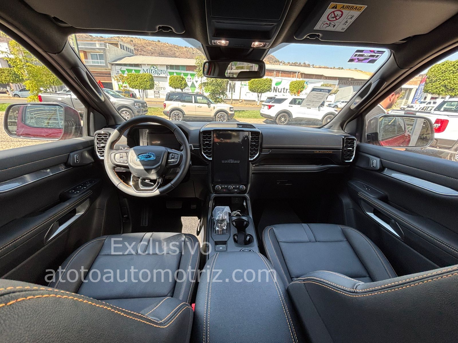 Ford Ranger 2025 Wiltrak Doble Cab Automático Rojo